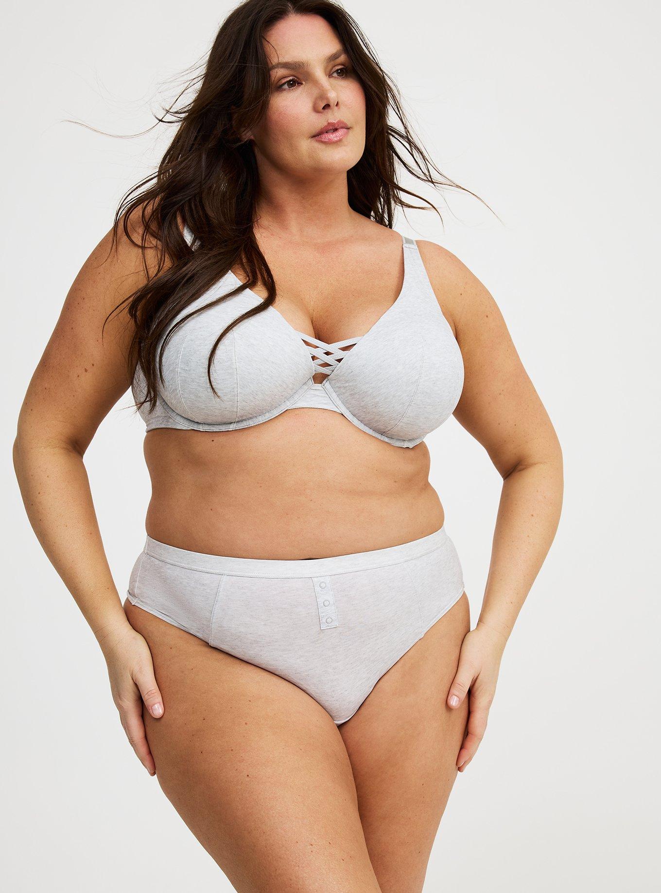XO Plunge Push-Up Bra