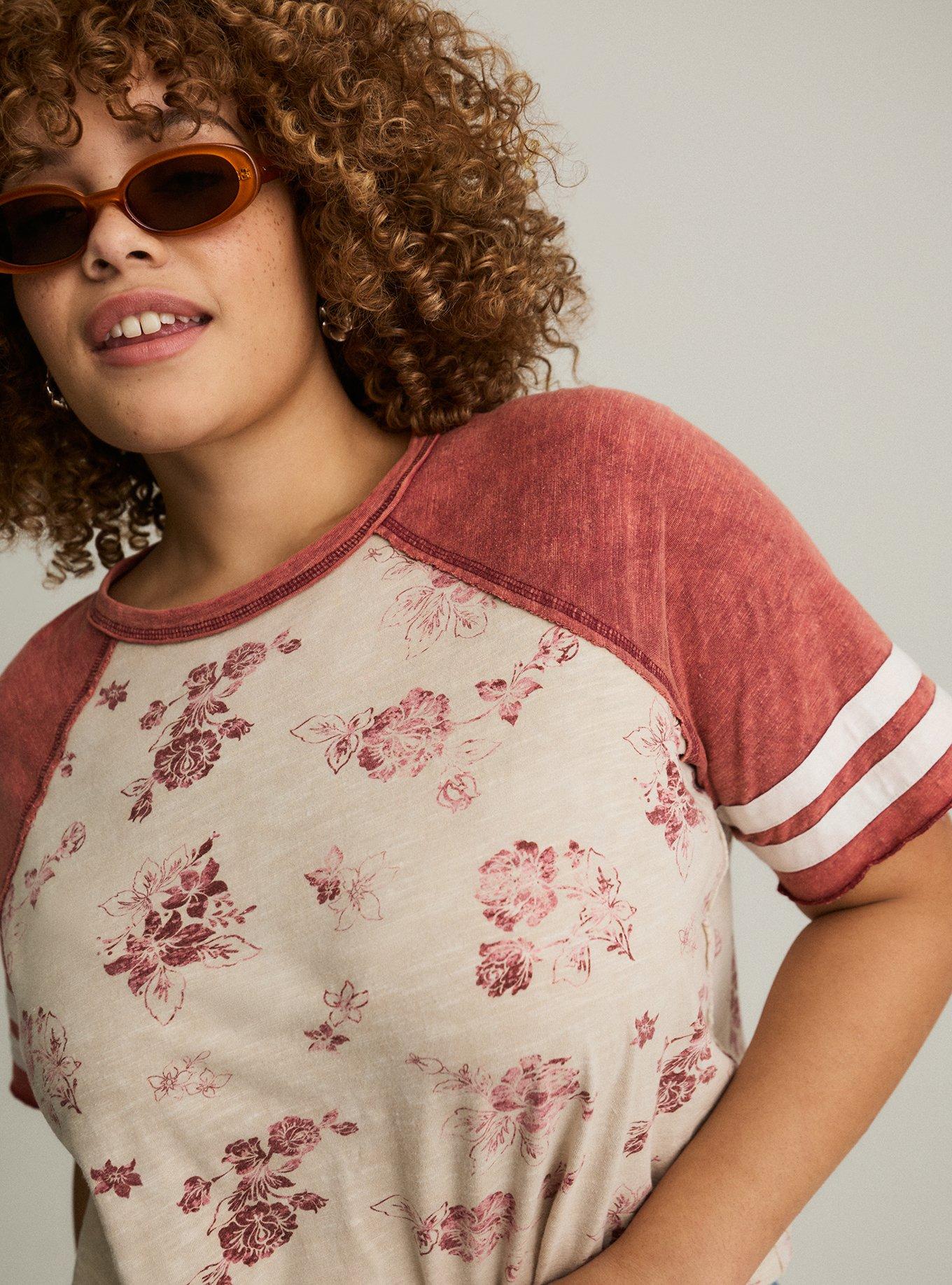 Festi Cropped Raglan Tee
