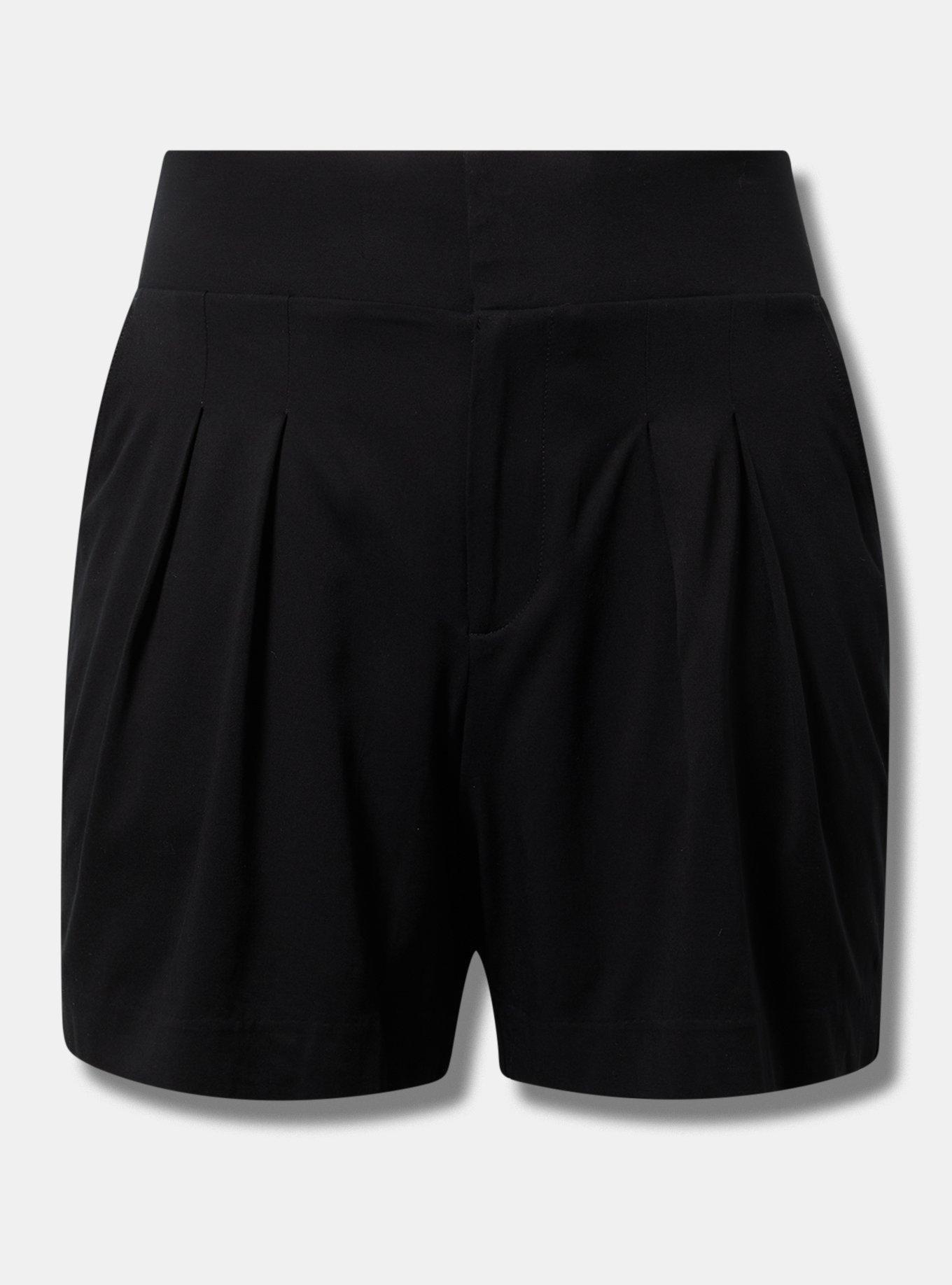 Pleated Pull-on Short