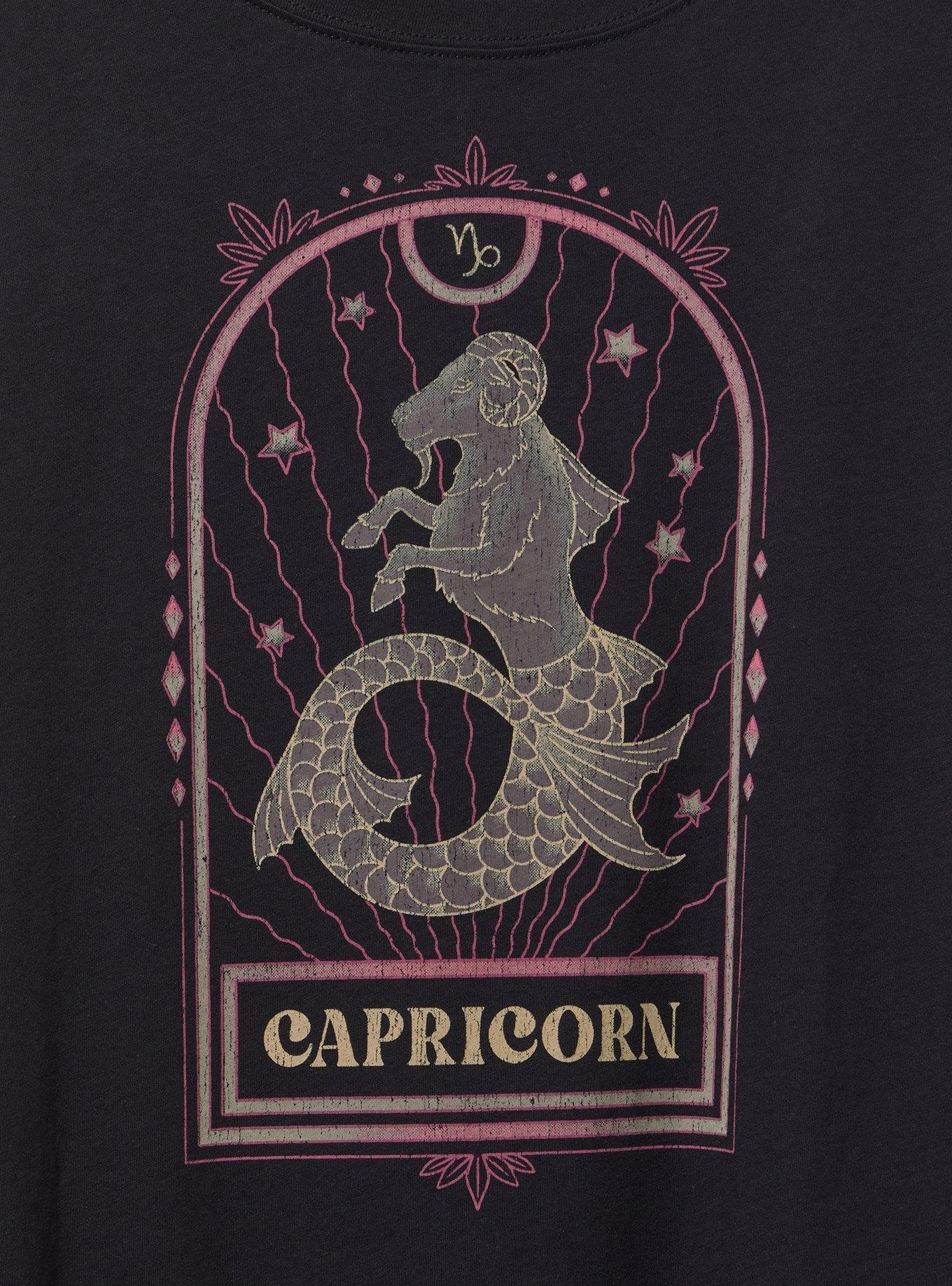 Capricorn Classic Fit Heritage Jersey Crew Tee