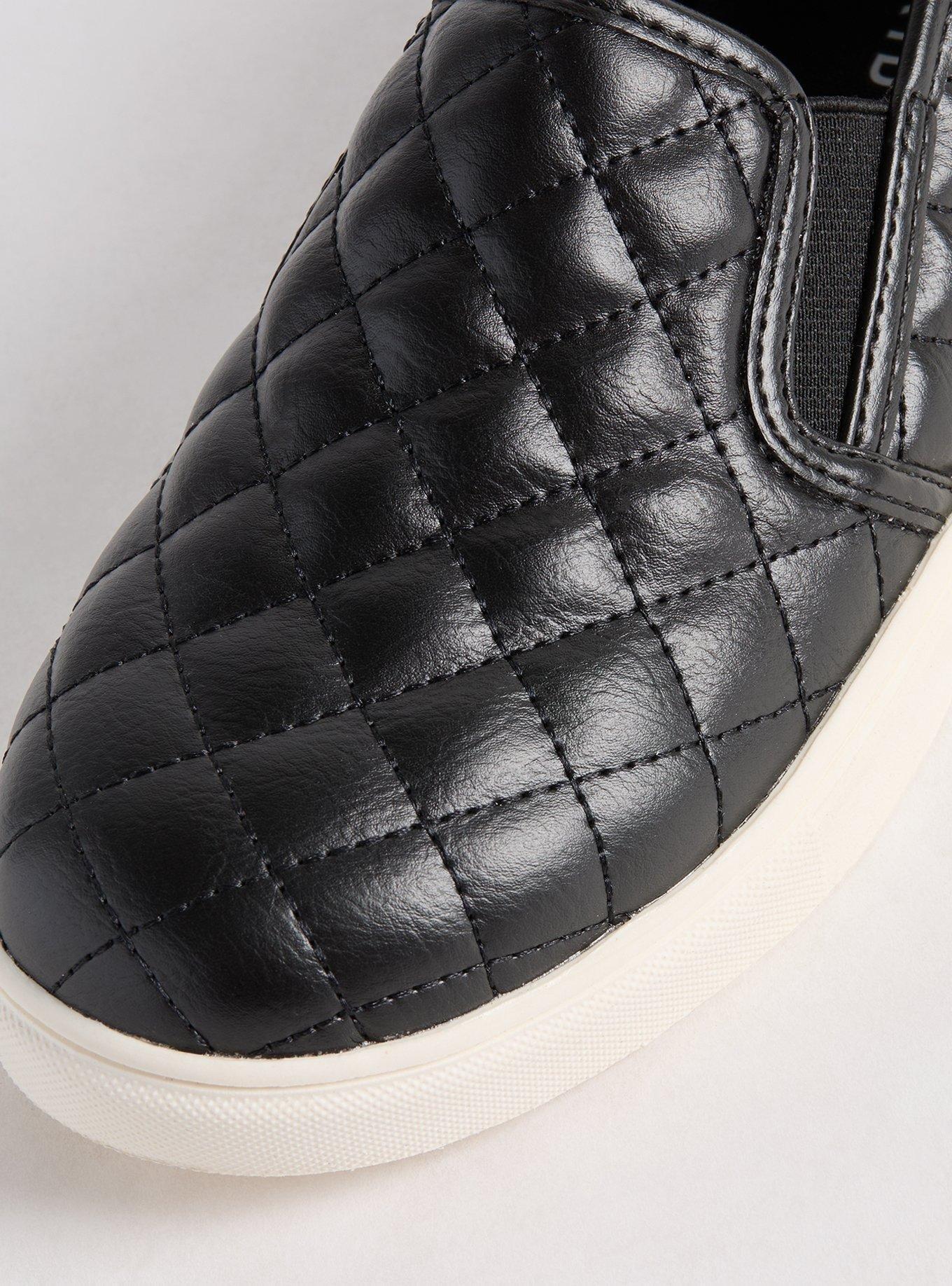 Quilted Slip-On Sneaker (M)