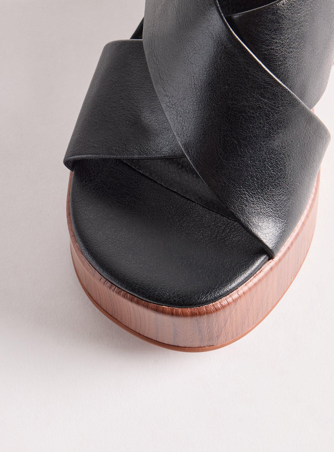 Criss-Cross Strap Wedge (WW)