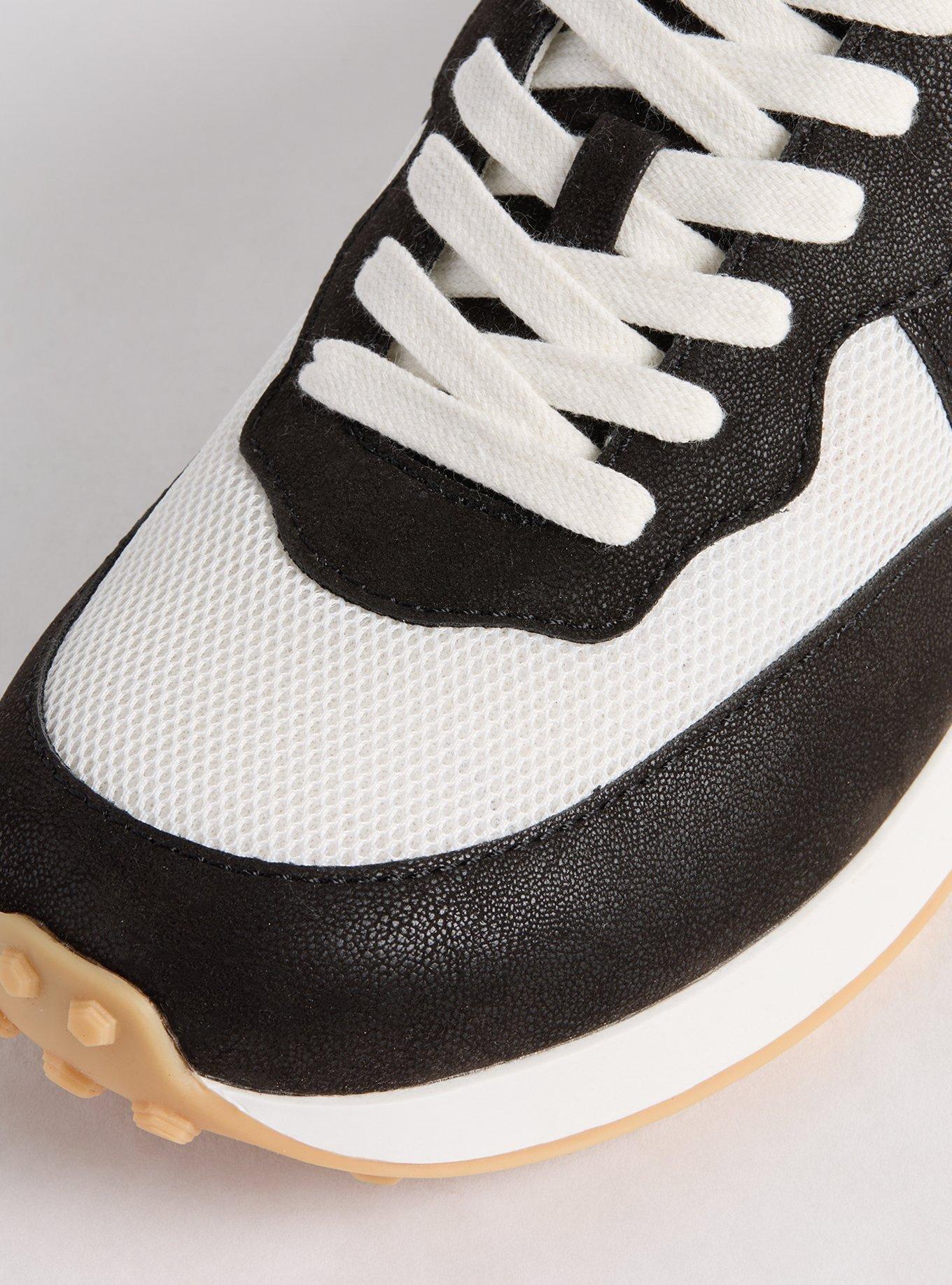 Colorblock Training Sneaker (WW)