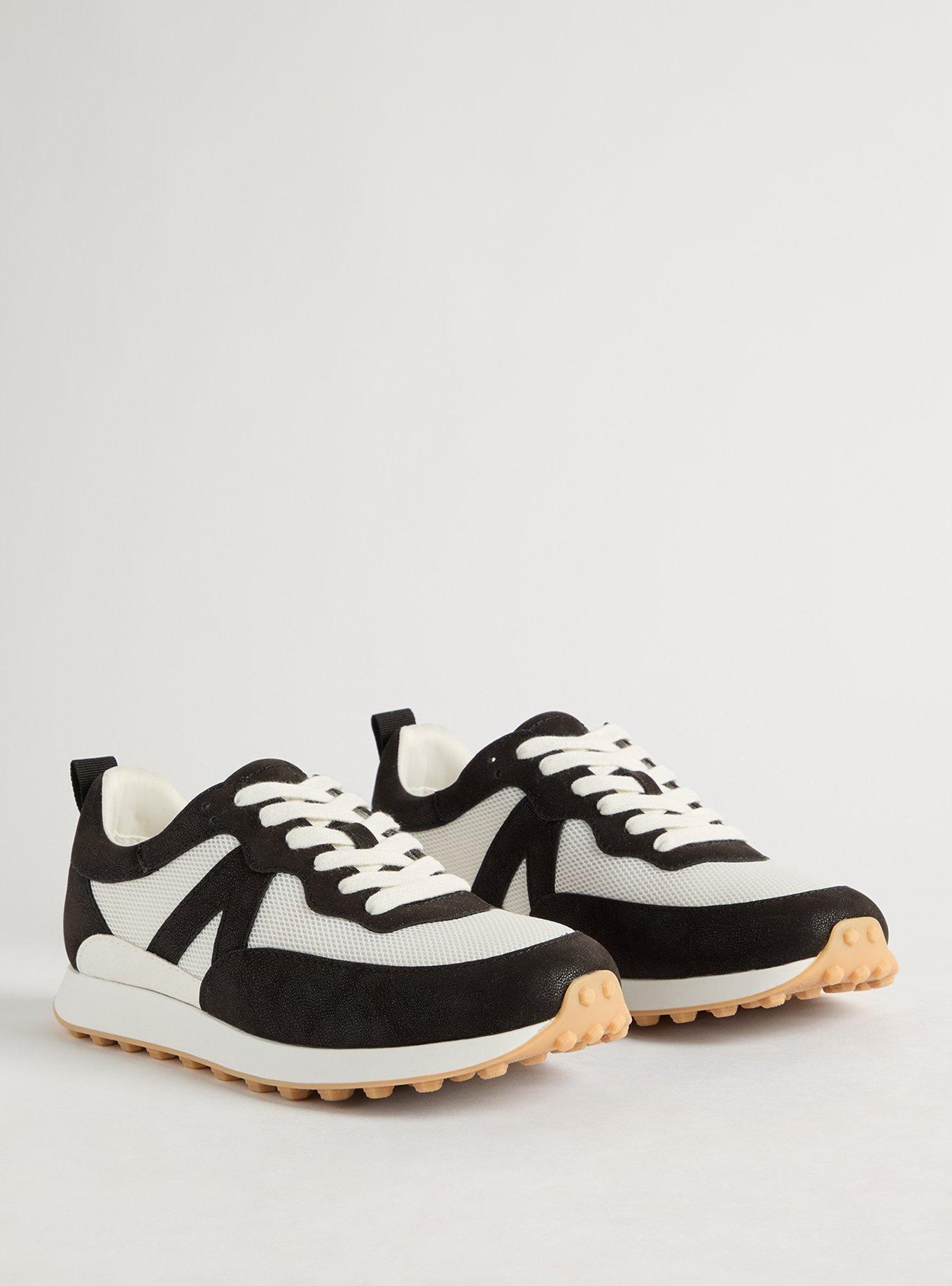 Colorblock Training Sneaker (WW)