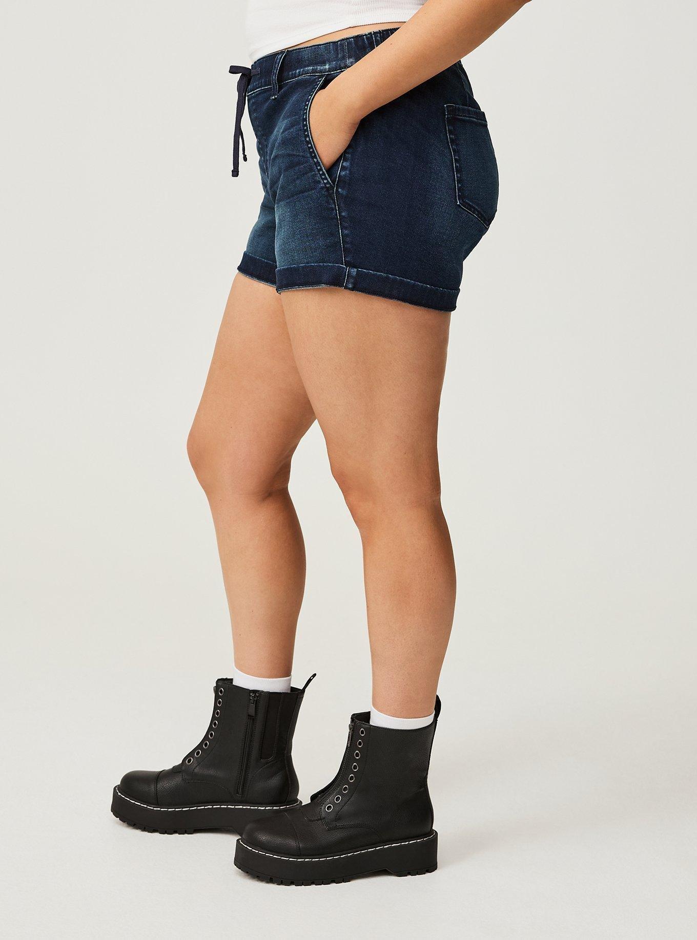 Weekend Mid-Rise Short