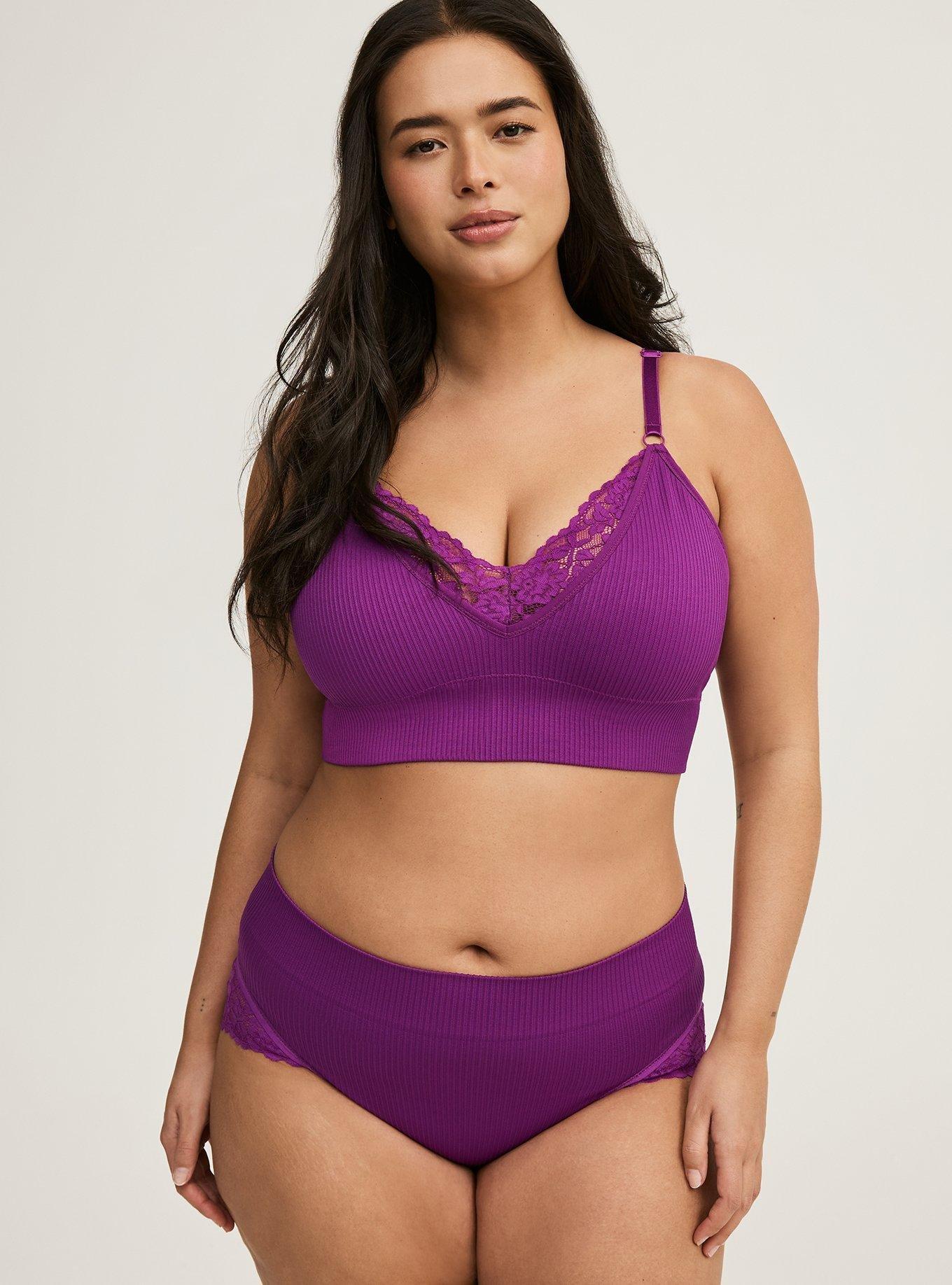 Lightly Lined Seamless Plunge Bralette
