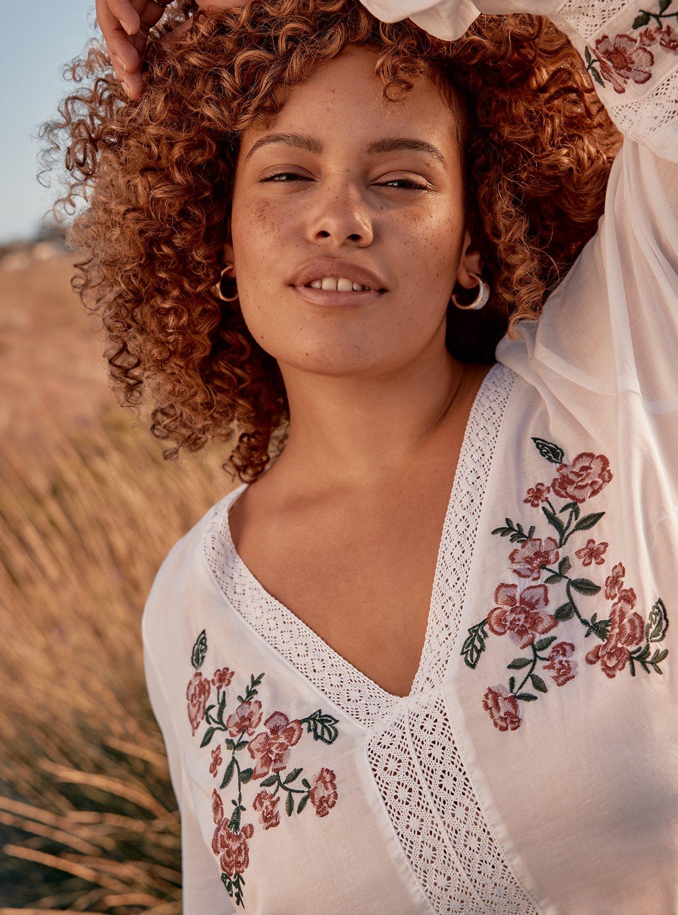 Festi Embroidered Popover Top