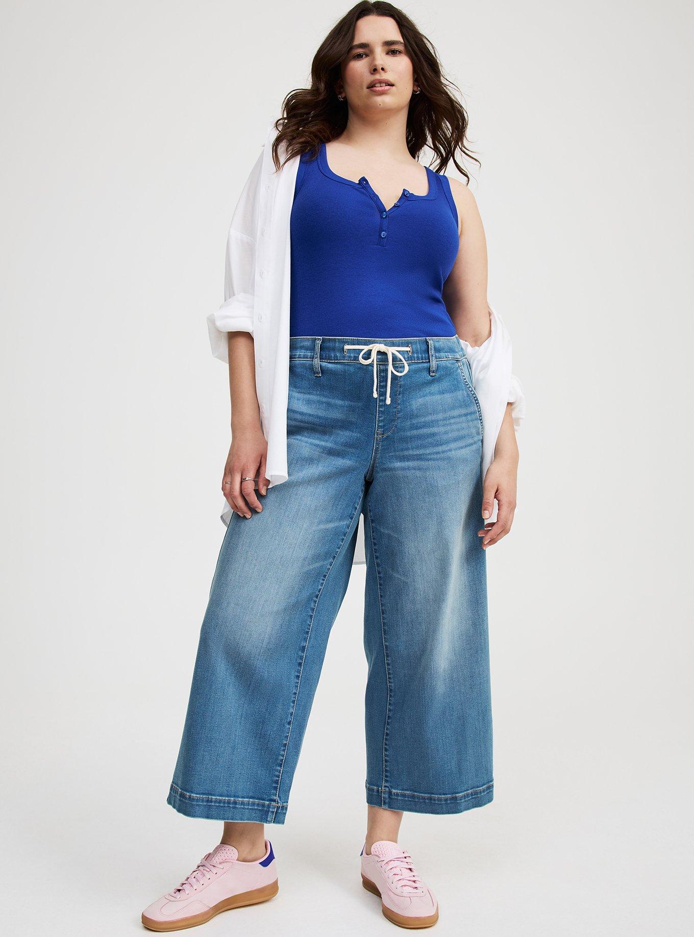 Crop Weekend Mid-Rise Wide Leg Jean