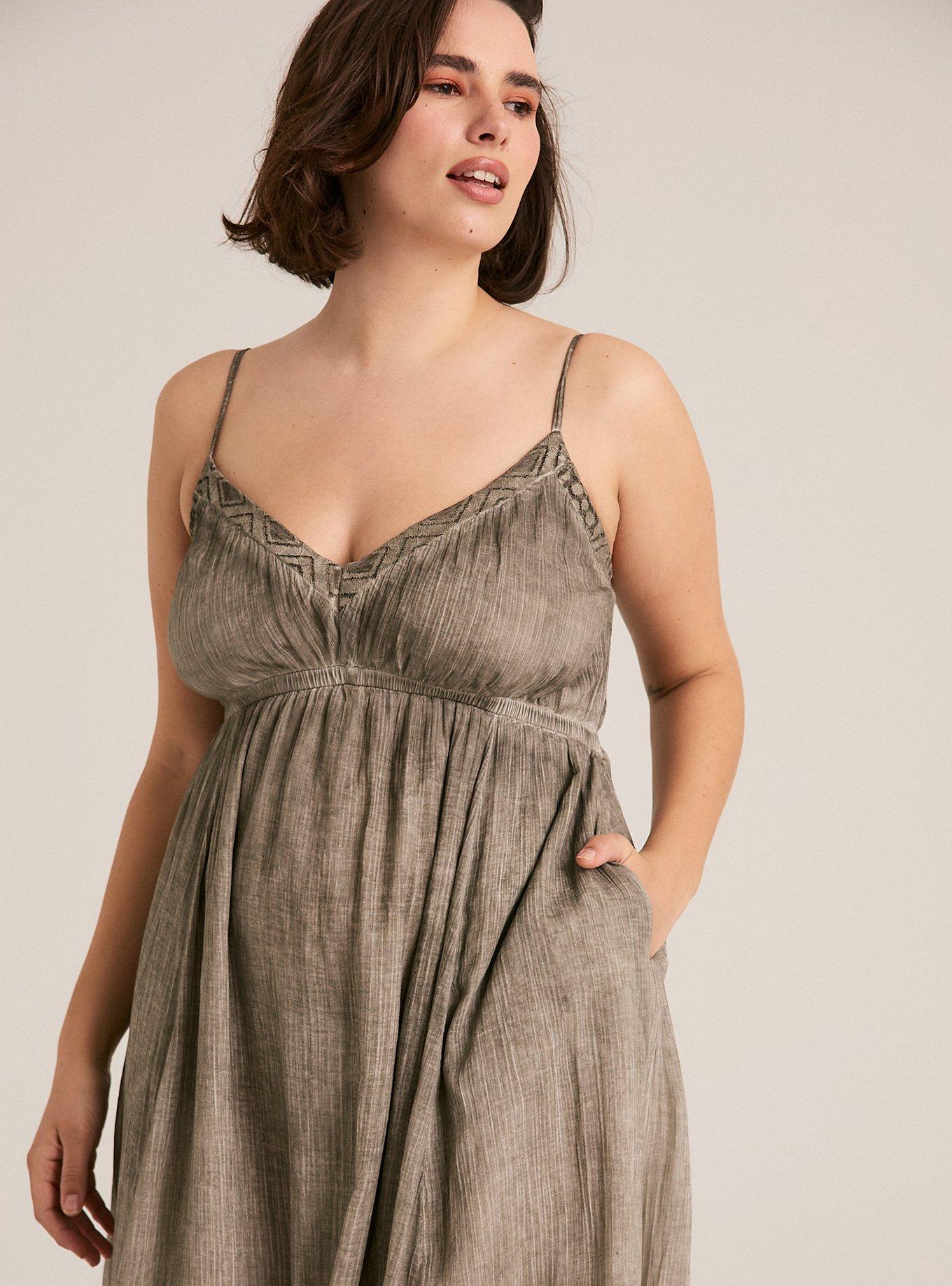 Festi V-Neck Tiered Maxi Dress