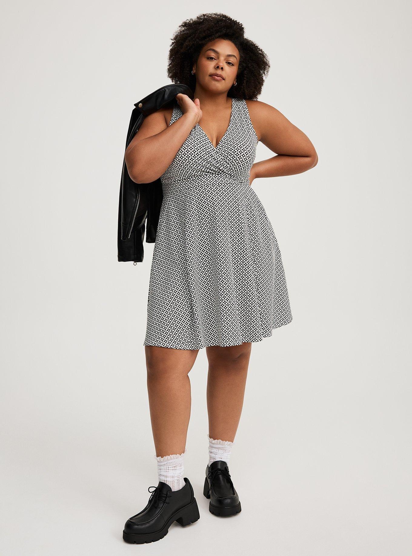 Plus Size - Stretch Mesh Surplice Neckline Shirred Top - Torrid
