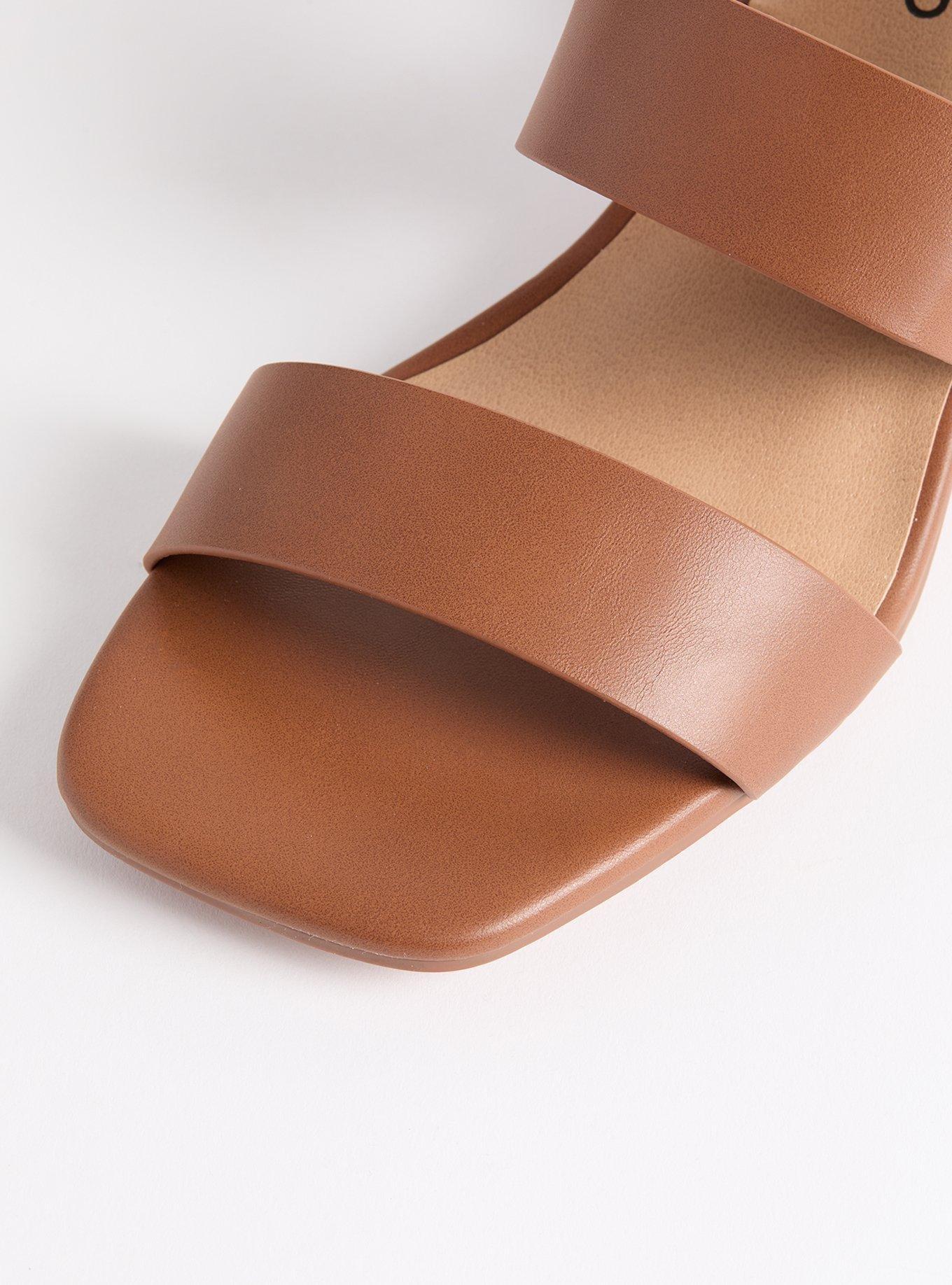 Buckle Strap Block Heel (WW)