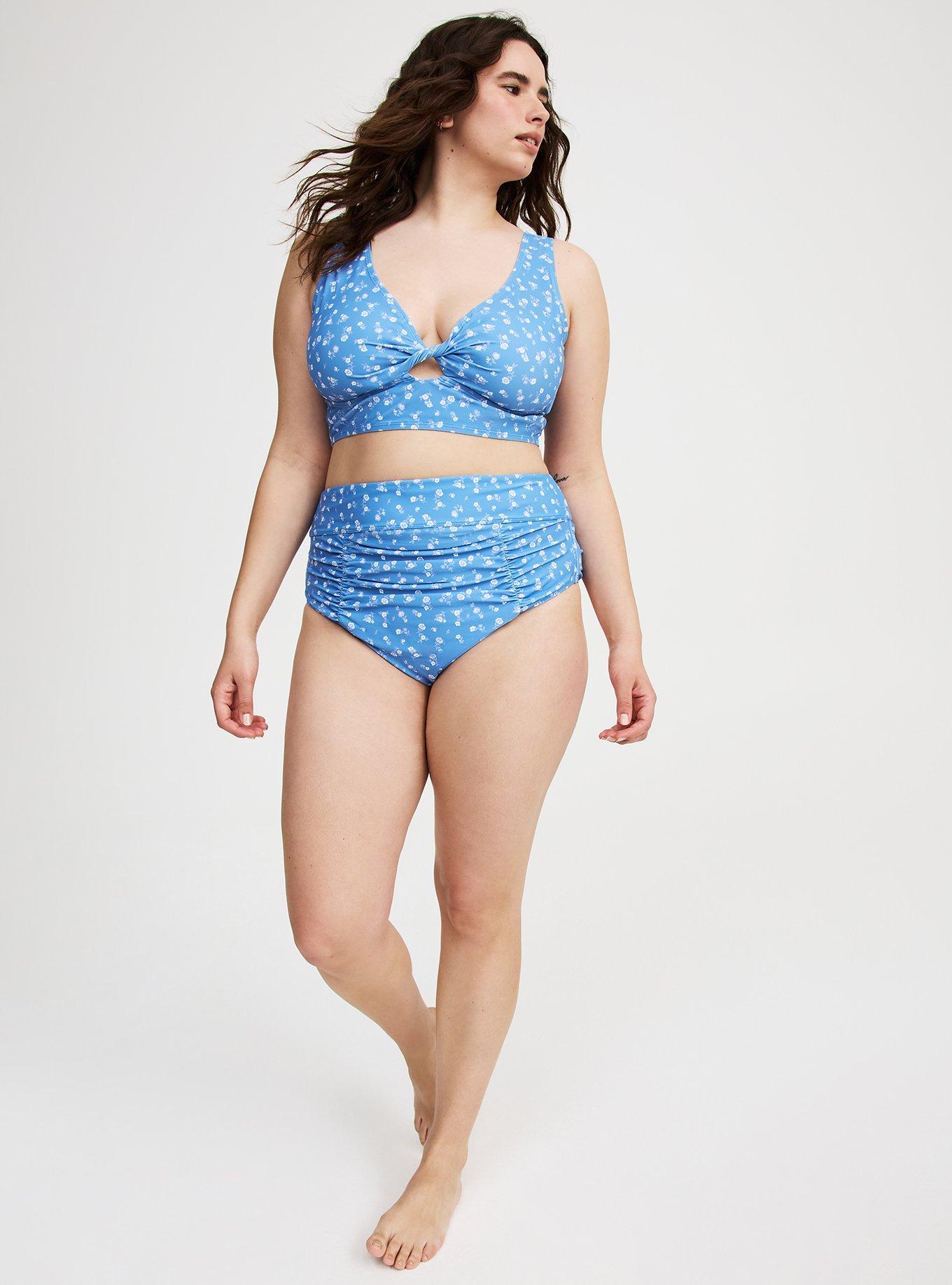 Wireless Twist Front Bikini Top