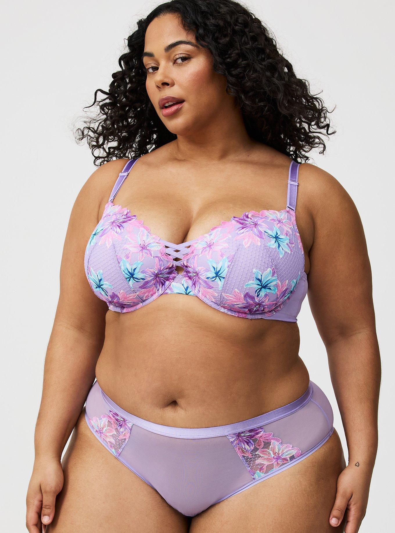 Lace Mid-Rise Hipster Panty