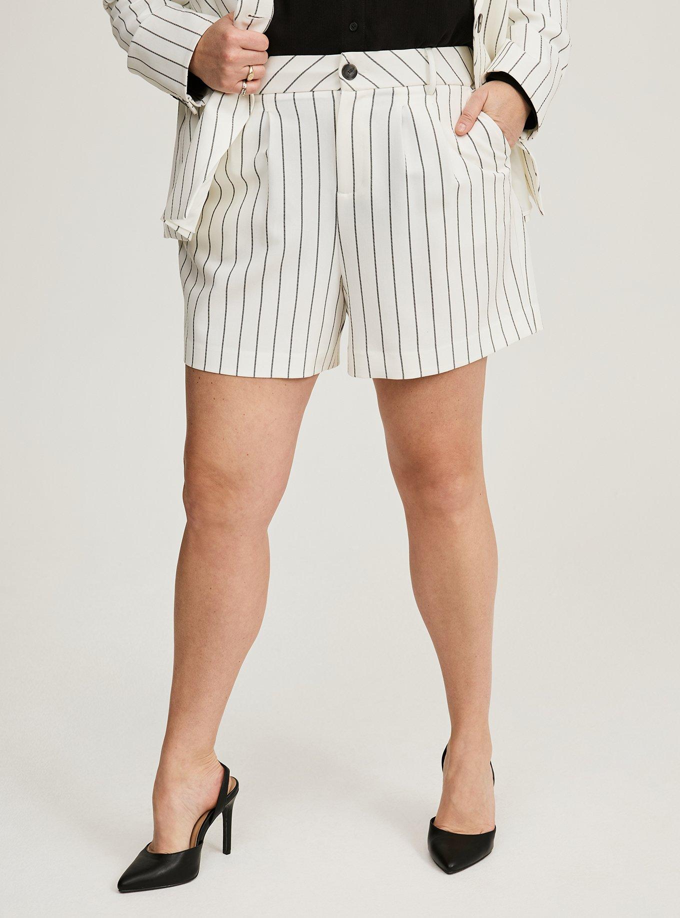 Super High-Rise Tailored Short
