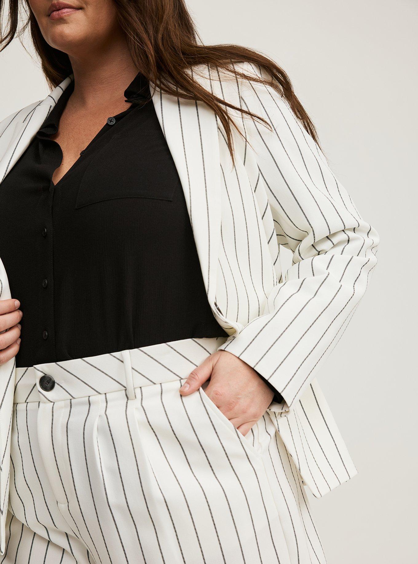 Super High-Rise Tailored Short