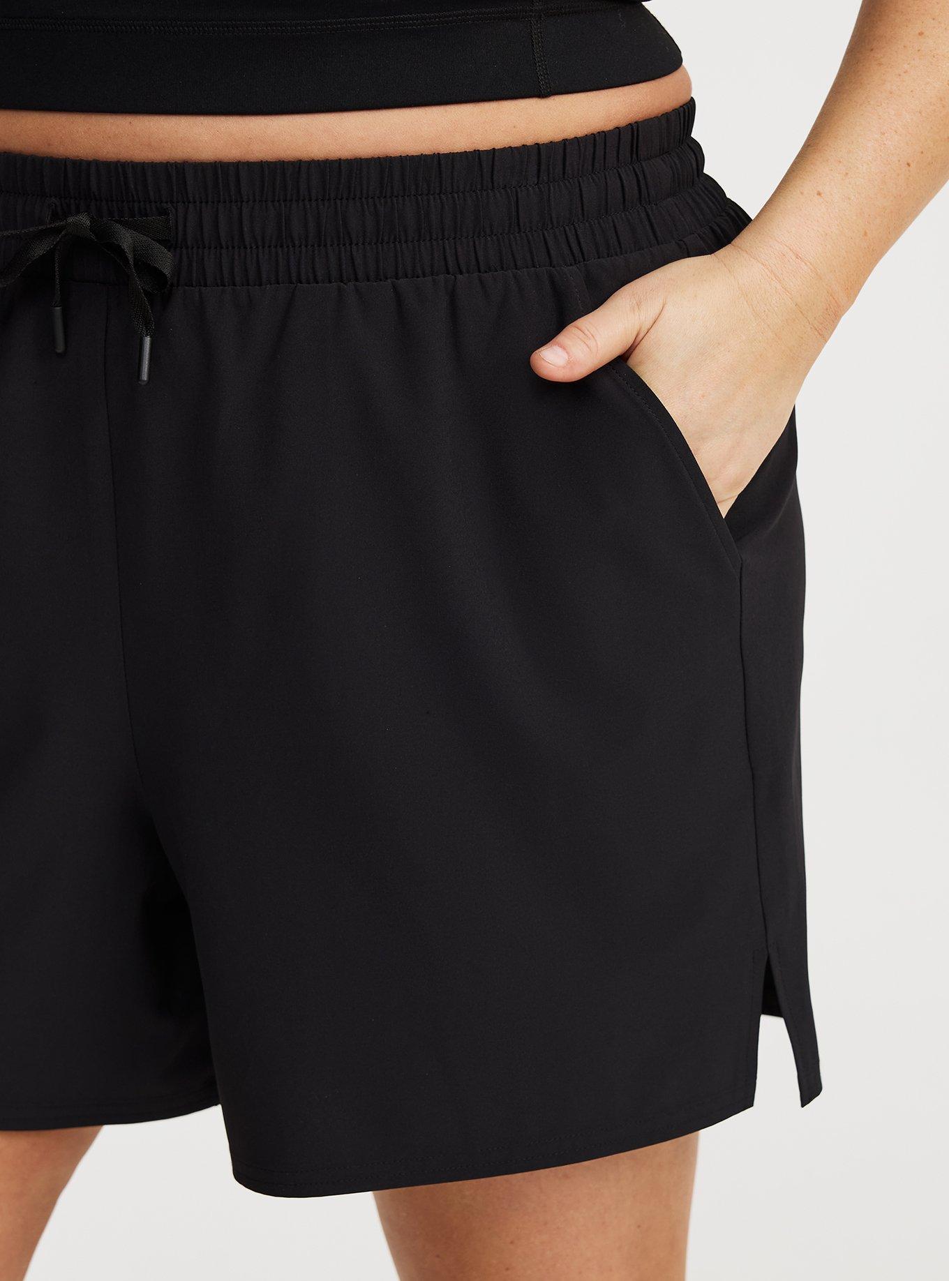 Stretch Woven Relaxed Active Short