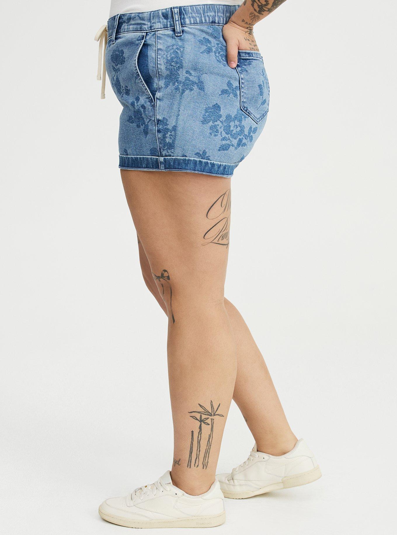 3.5'' Weekend Mid-Rise Short, BECCA FLORAL BLUE, alternate