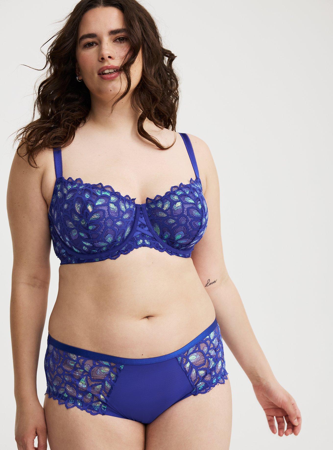 Lace Mid-Rise Hipster Panty