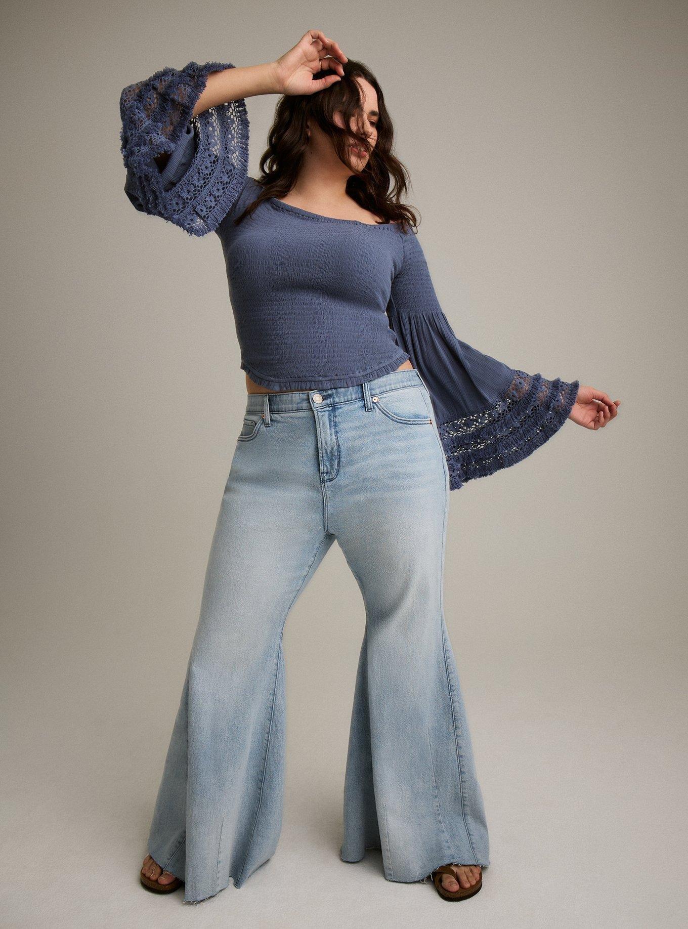 Festi Off-Shoulder Crop Top