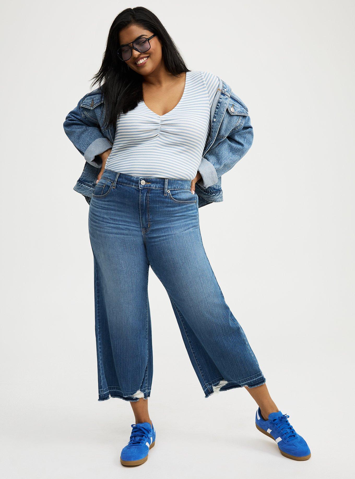 Rib Cinched V-Neck Tee