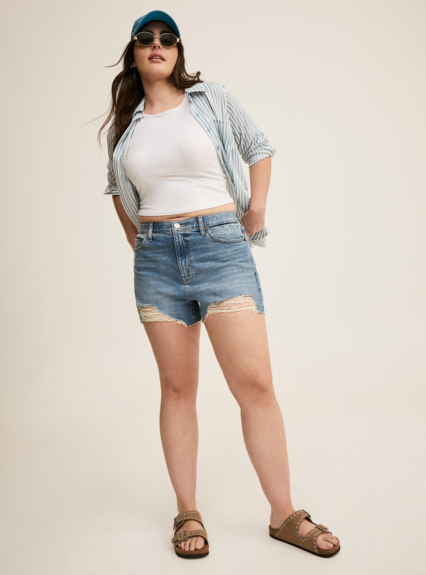 3.5'' Destructed Denim Short