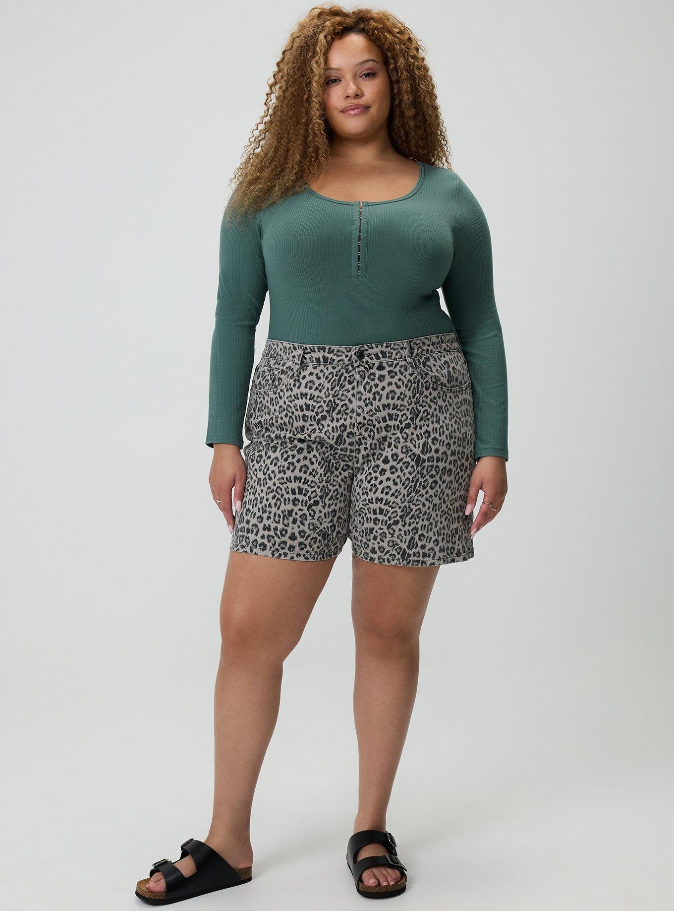 7'' High-Rise Dad Denim Short, ASH GREY LEOPARD, hi-res
