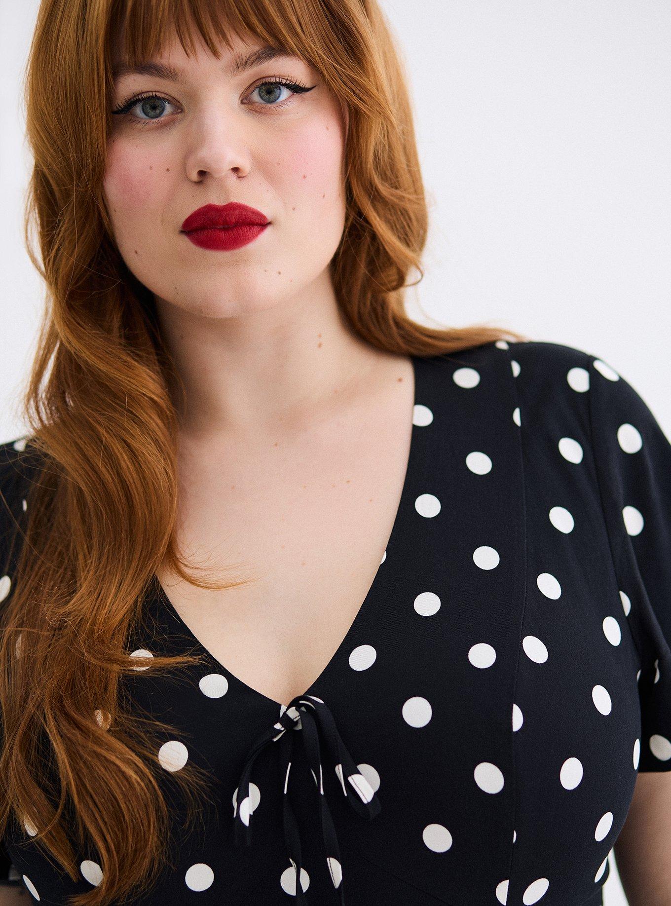 Retro Chic Flutter Swing Dress
