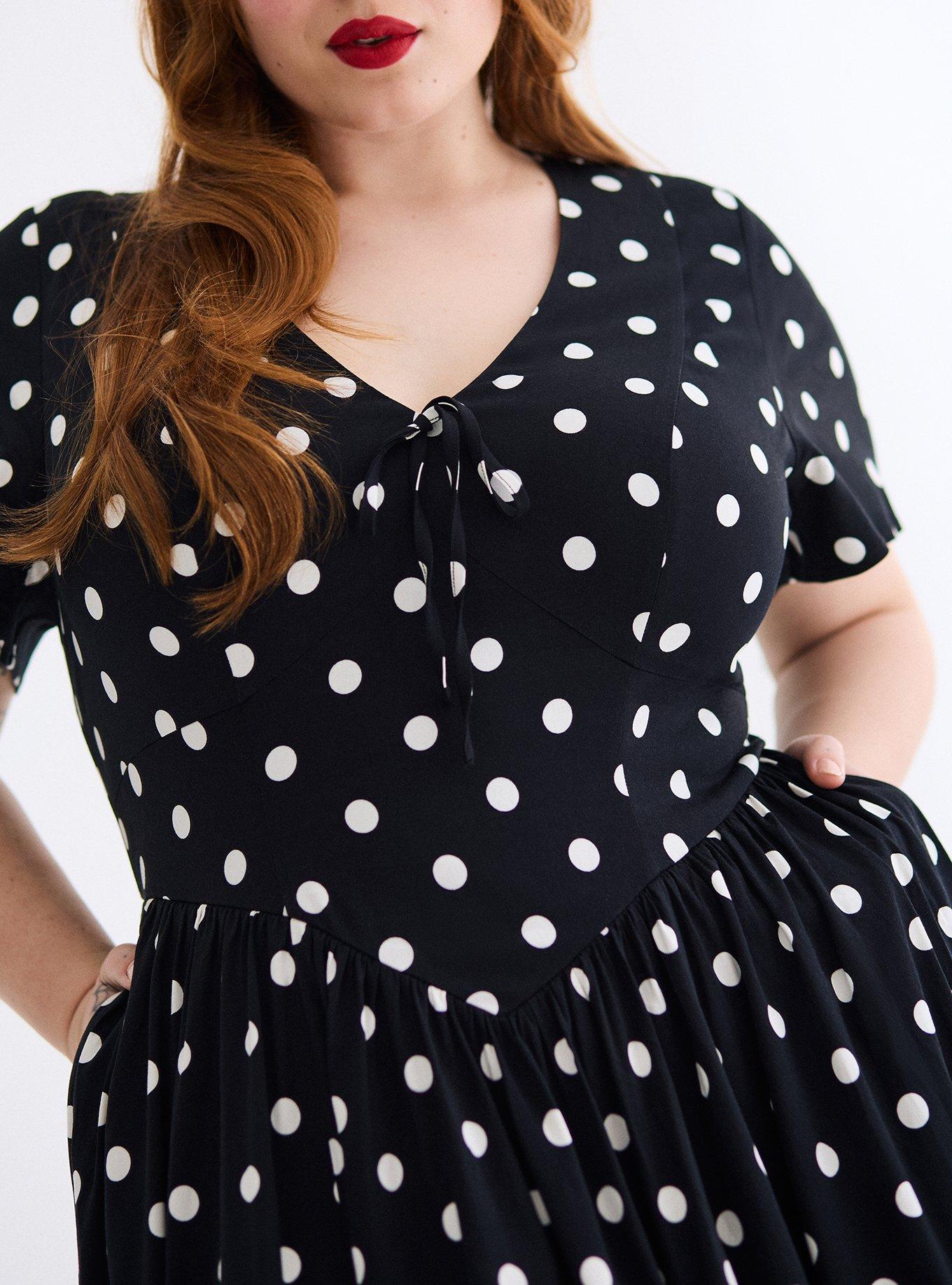 Retro Chic Flutter Swing Dress