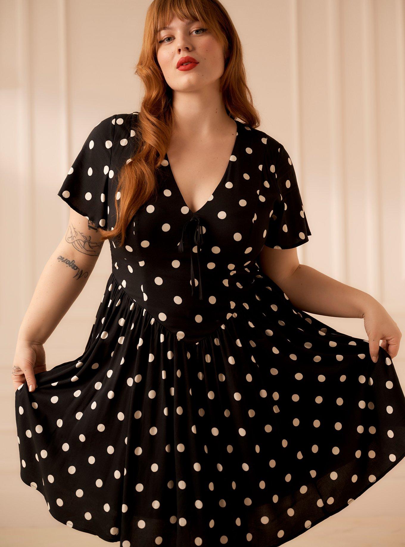 Retro Chic Flutter Swing Dress