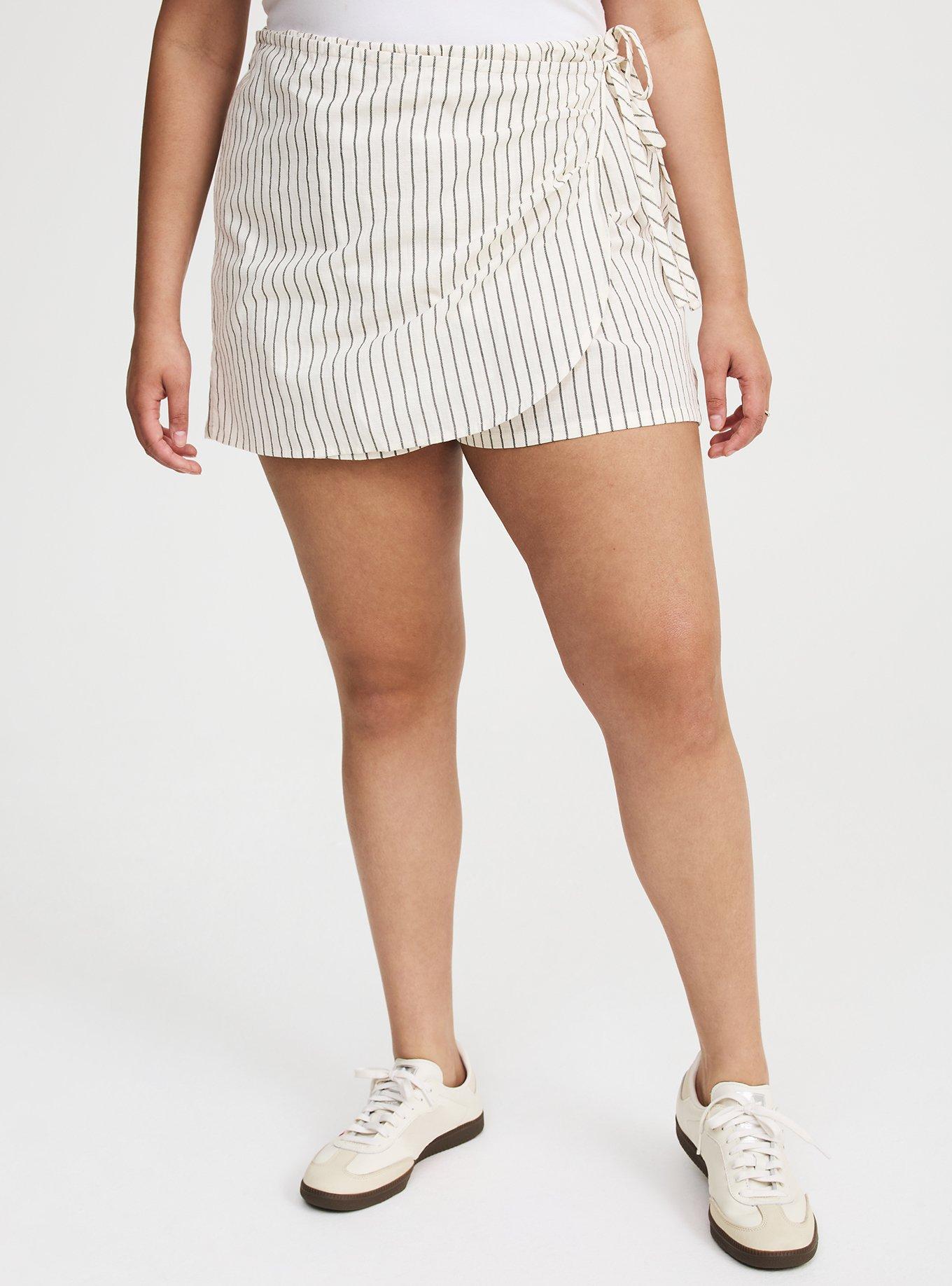 Beach Linen Side-Tie Skort