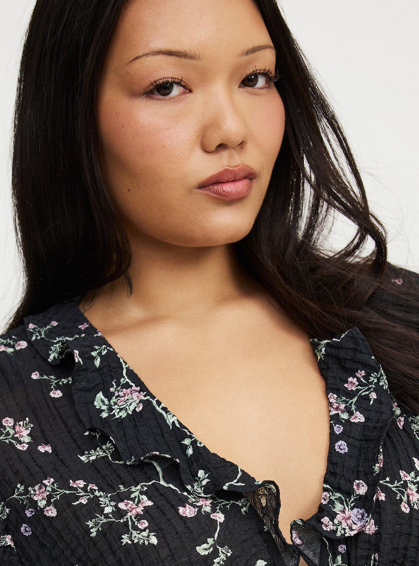 Ruffle V-Neck Tie Front Blouse, CRAWLING FLORAL BLACK, alternate