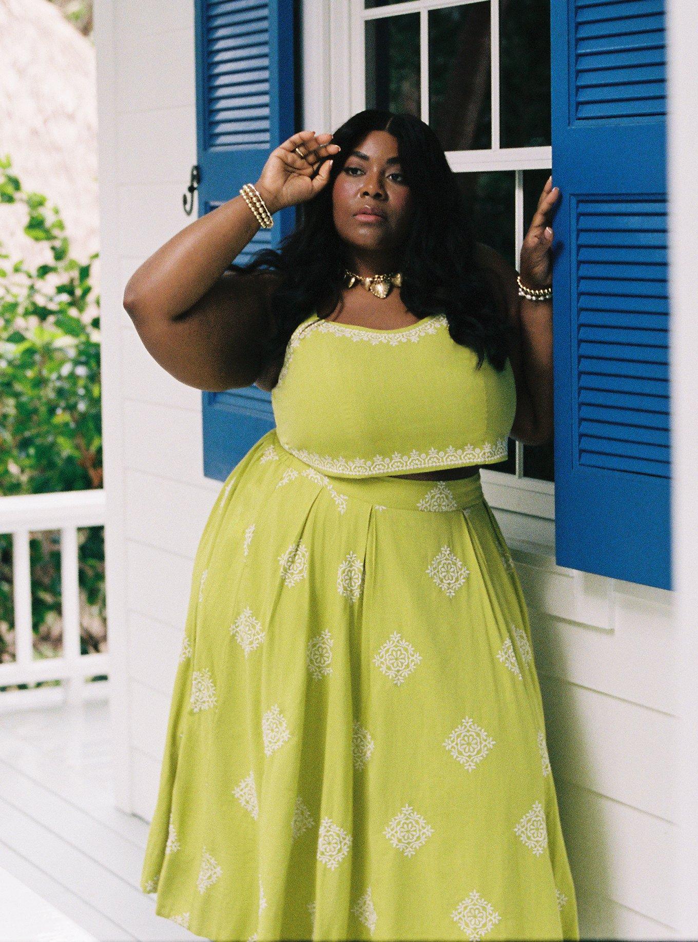 Belle Isle Embroidered Midi Skirt