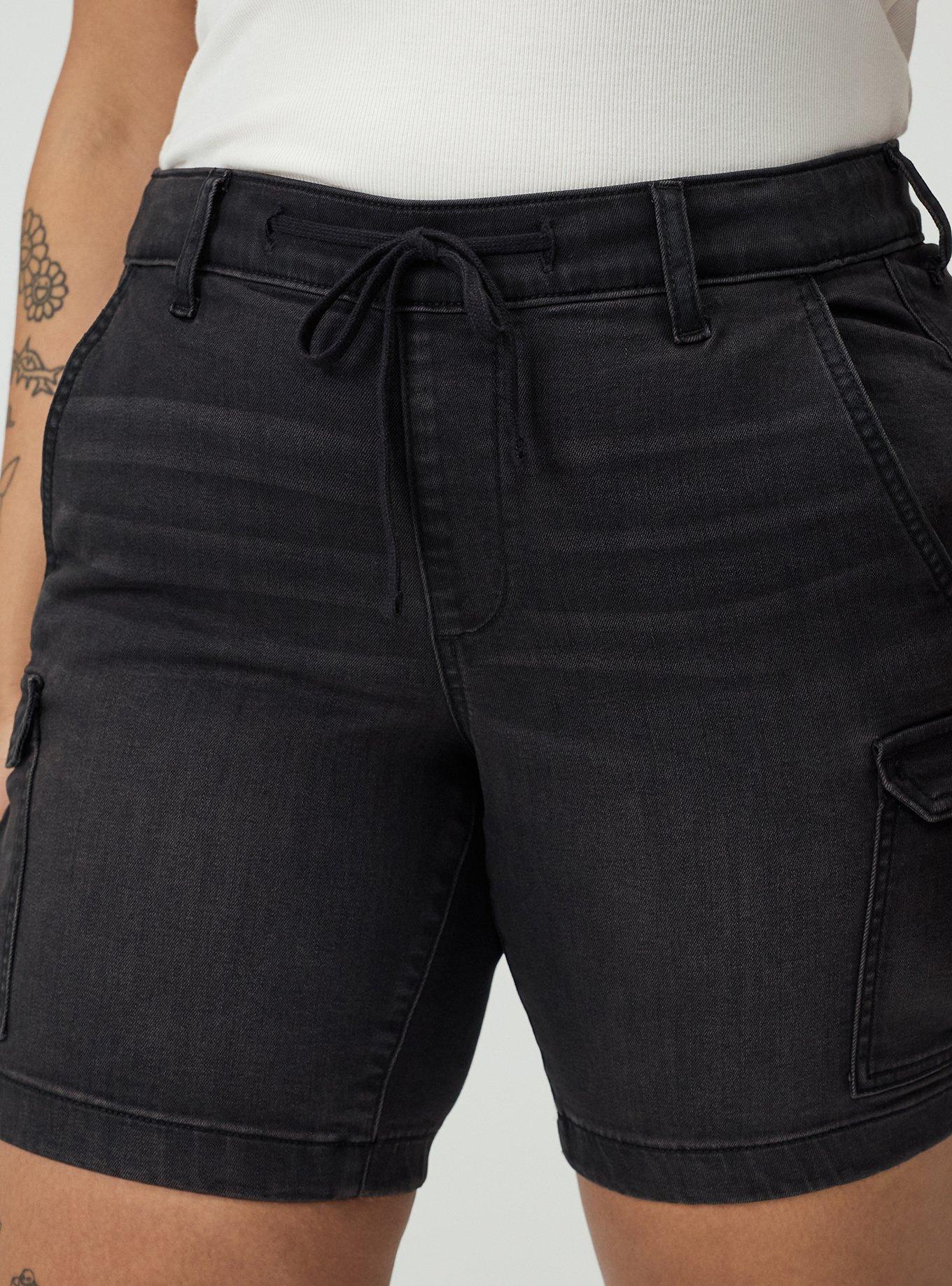 8"" Weekend Bermuda Mid-Rise Short, BLACK, alternate