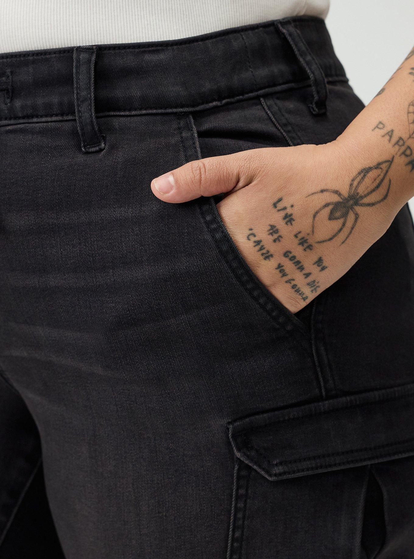 8"" Weekend Bermuda Mid-Rise Short, BLACK, alternate