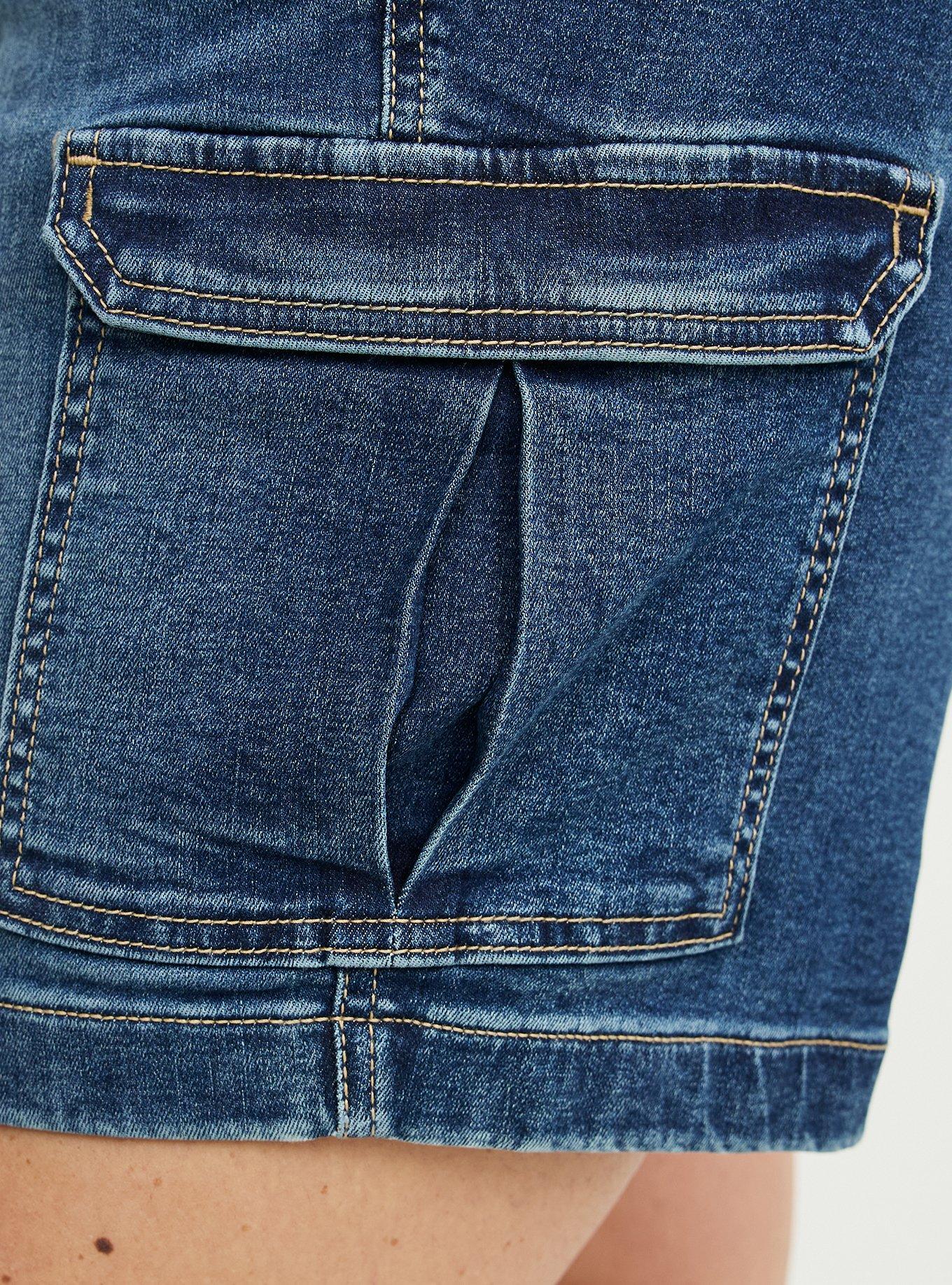 8'' Weekend Bermuda Short, VENUS, alternate