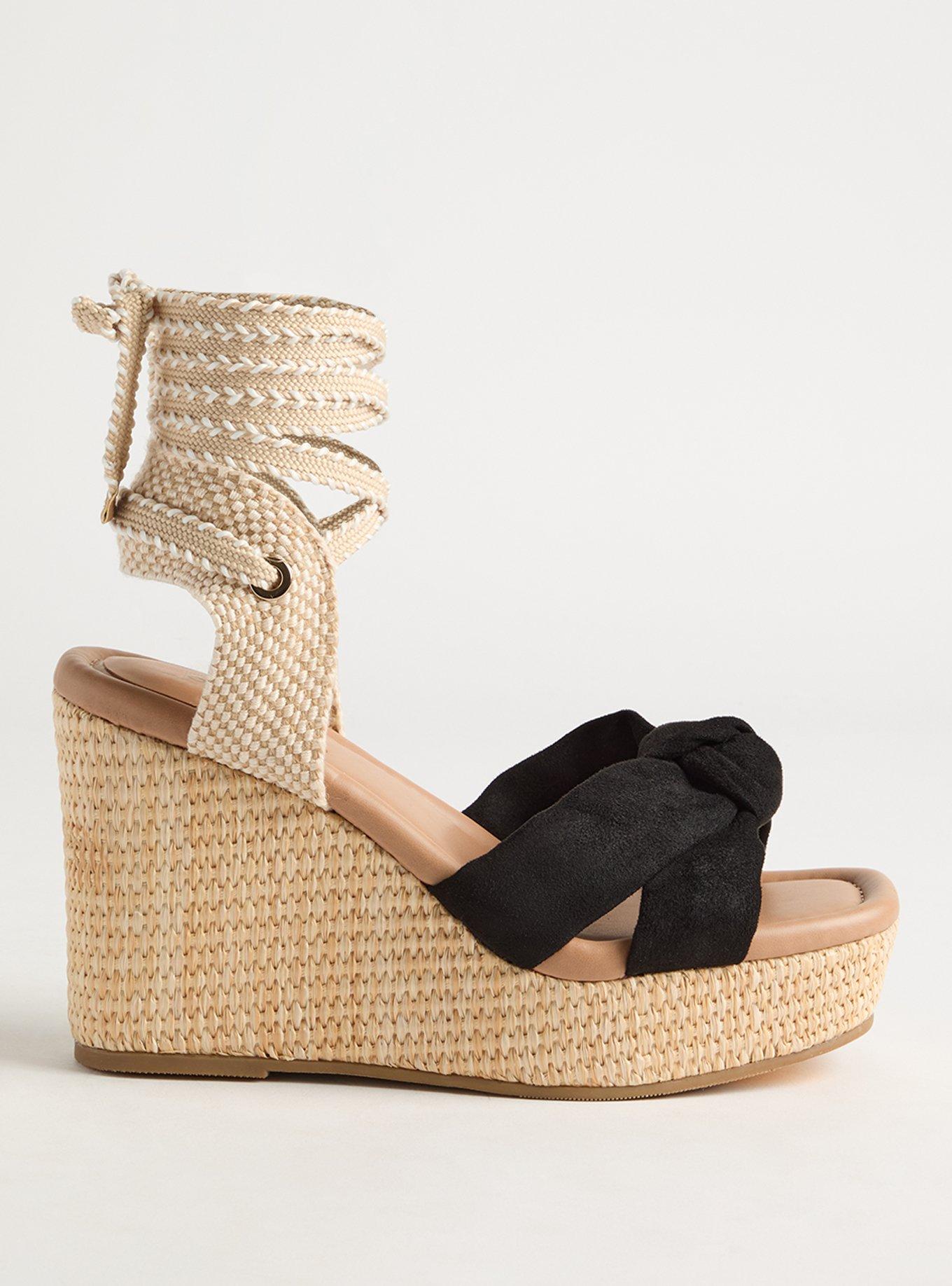 Knotted Wrap Wedge