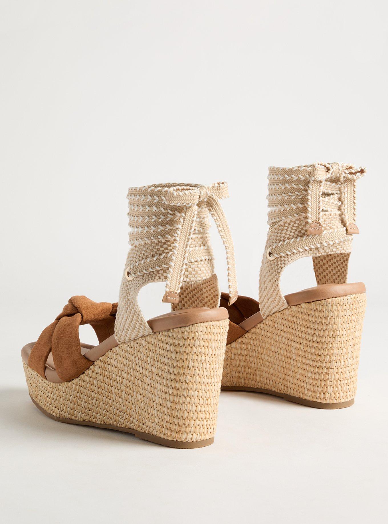 Knotted Wrap Wedge