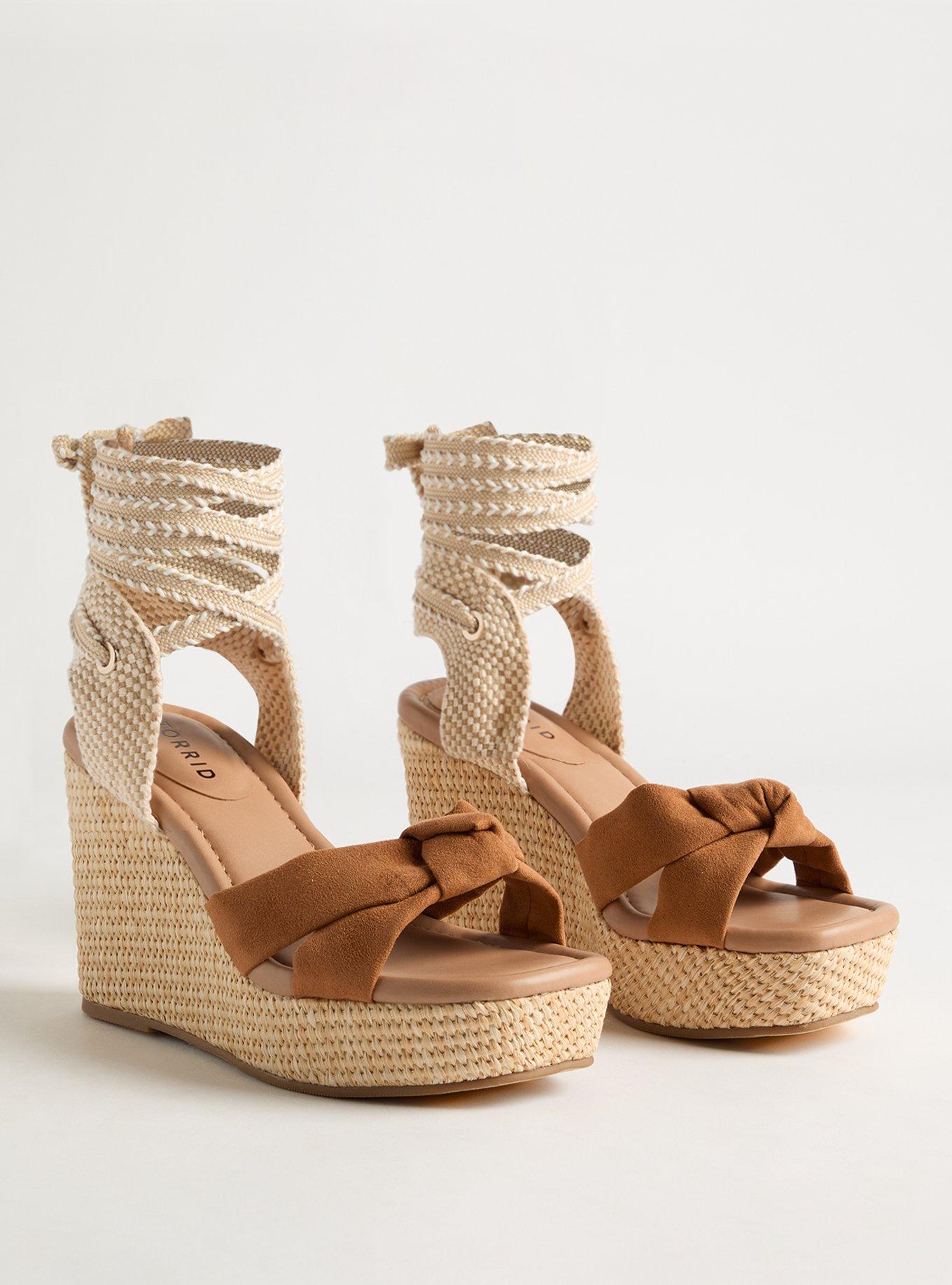 Knotted Wrap Wedge