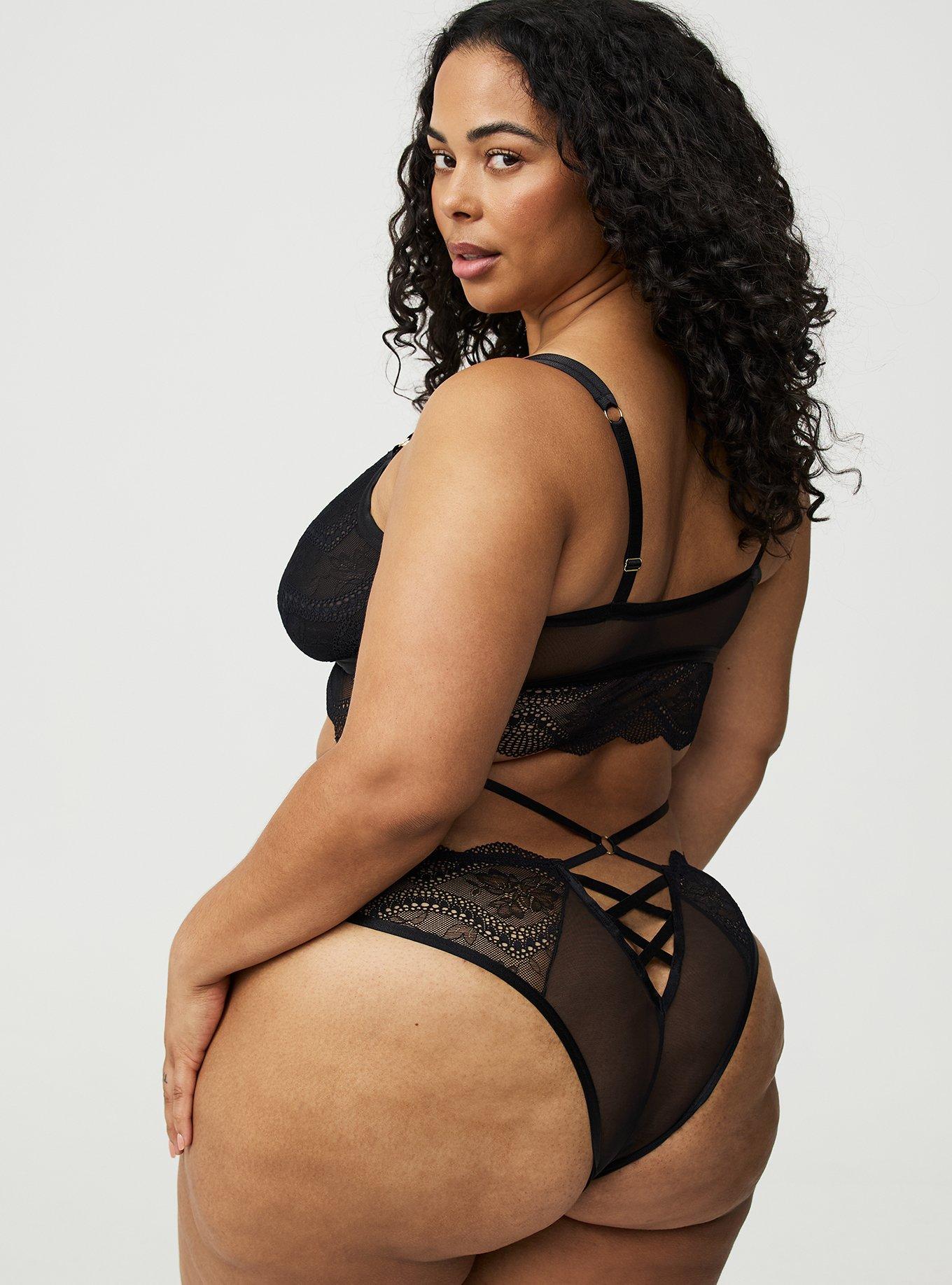 Strappy Lace Tanga