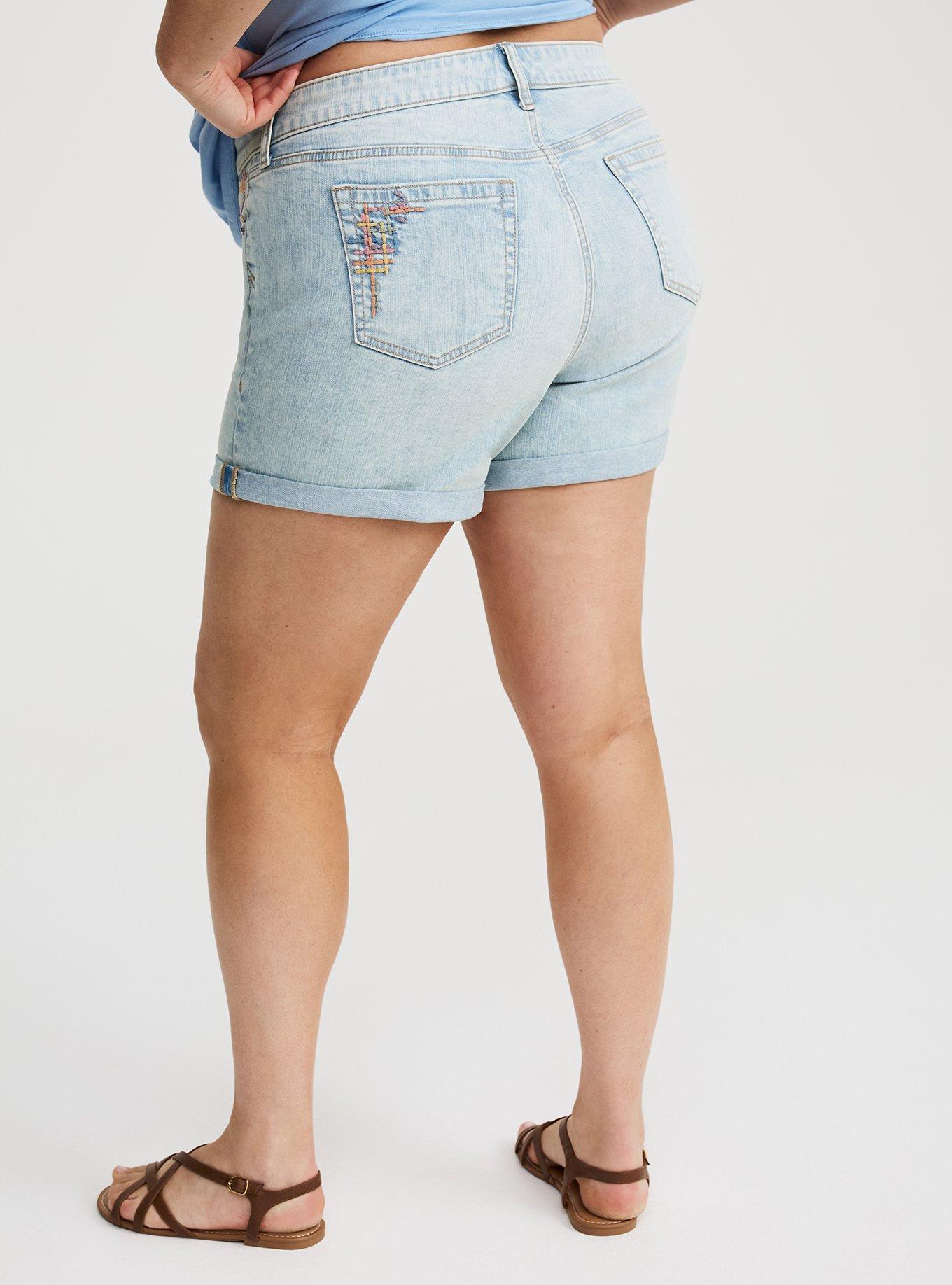 5'' Perfect Mid-Rise Embroidered Short