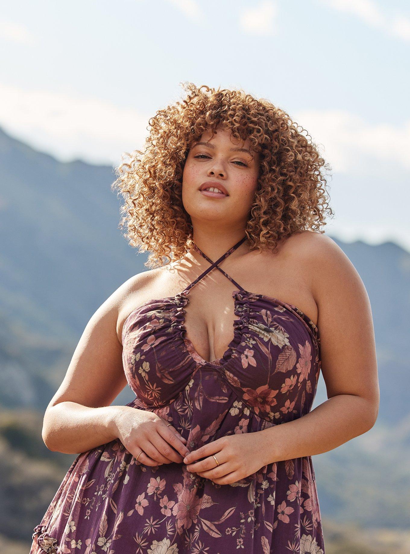 Festi Halter Bow Maxi Dress