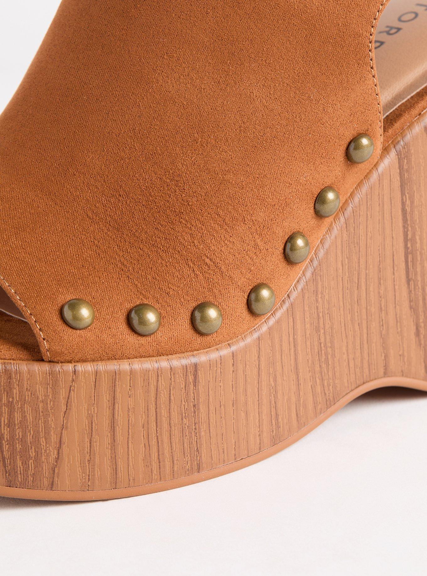 Peep-Toe Platform Wedge (WW)