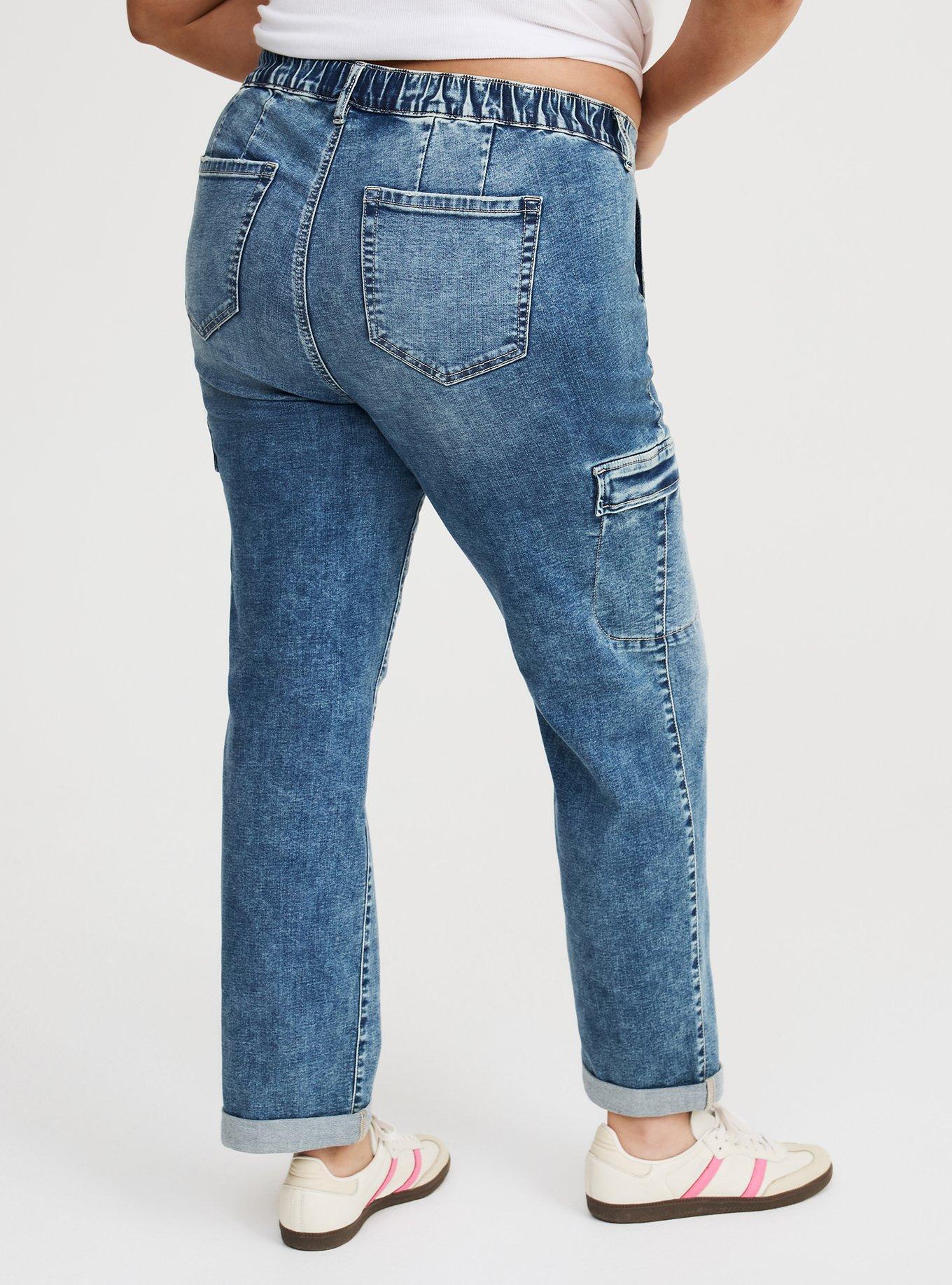 Weekend Mid-Rise Boyfriend Cargo Jean