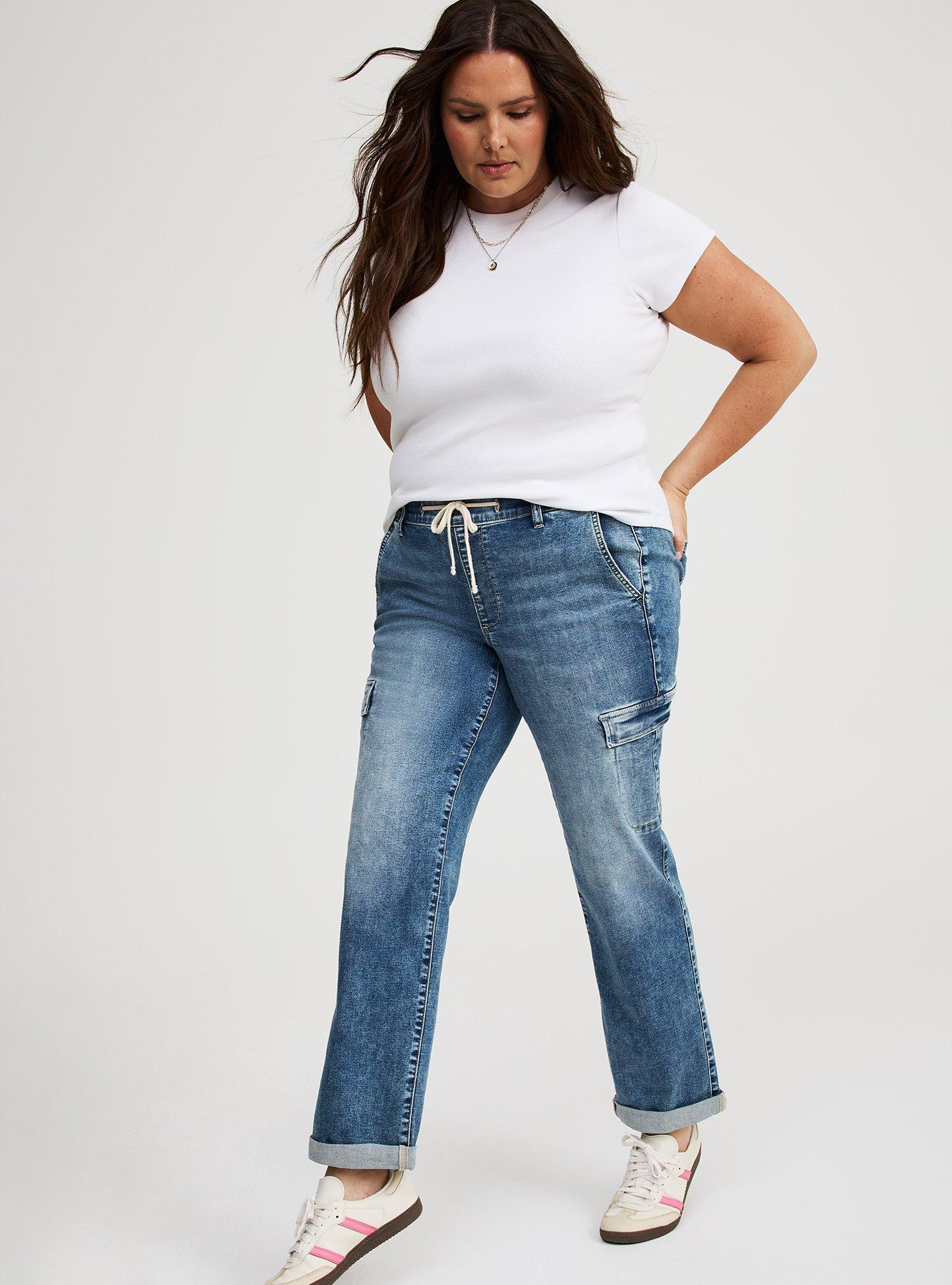 Weekend Mid-Rise Boyfriend Cargo Jean