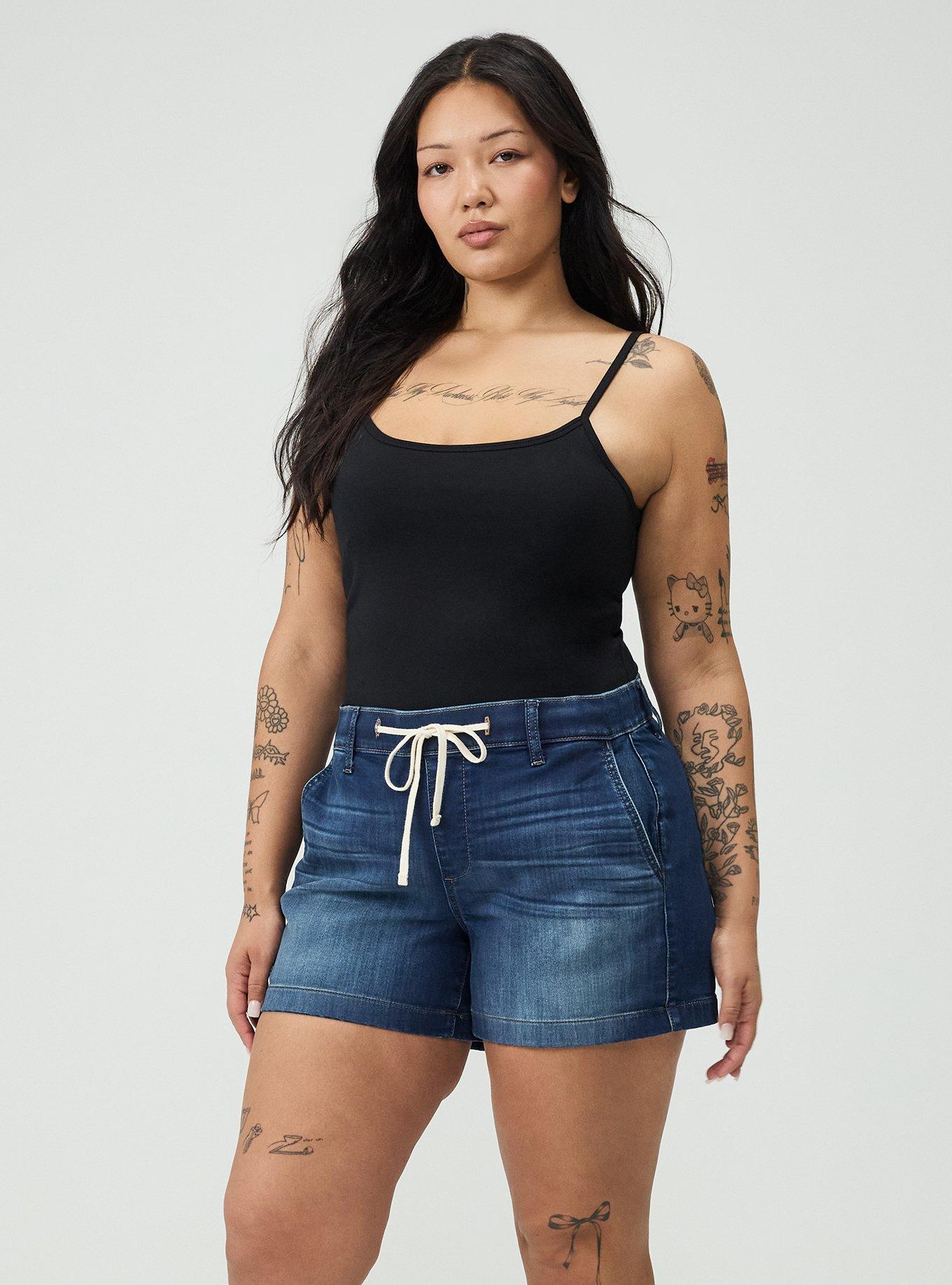 3.5"" Weekend Mid-Rise Short, DARK WASH, hi-res