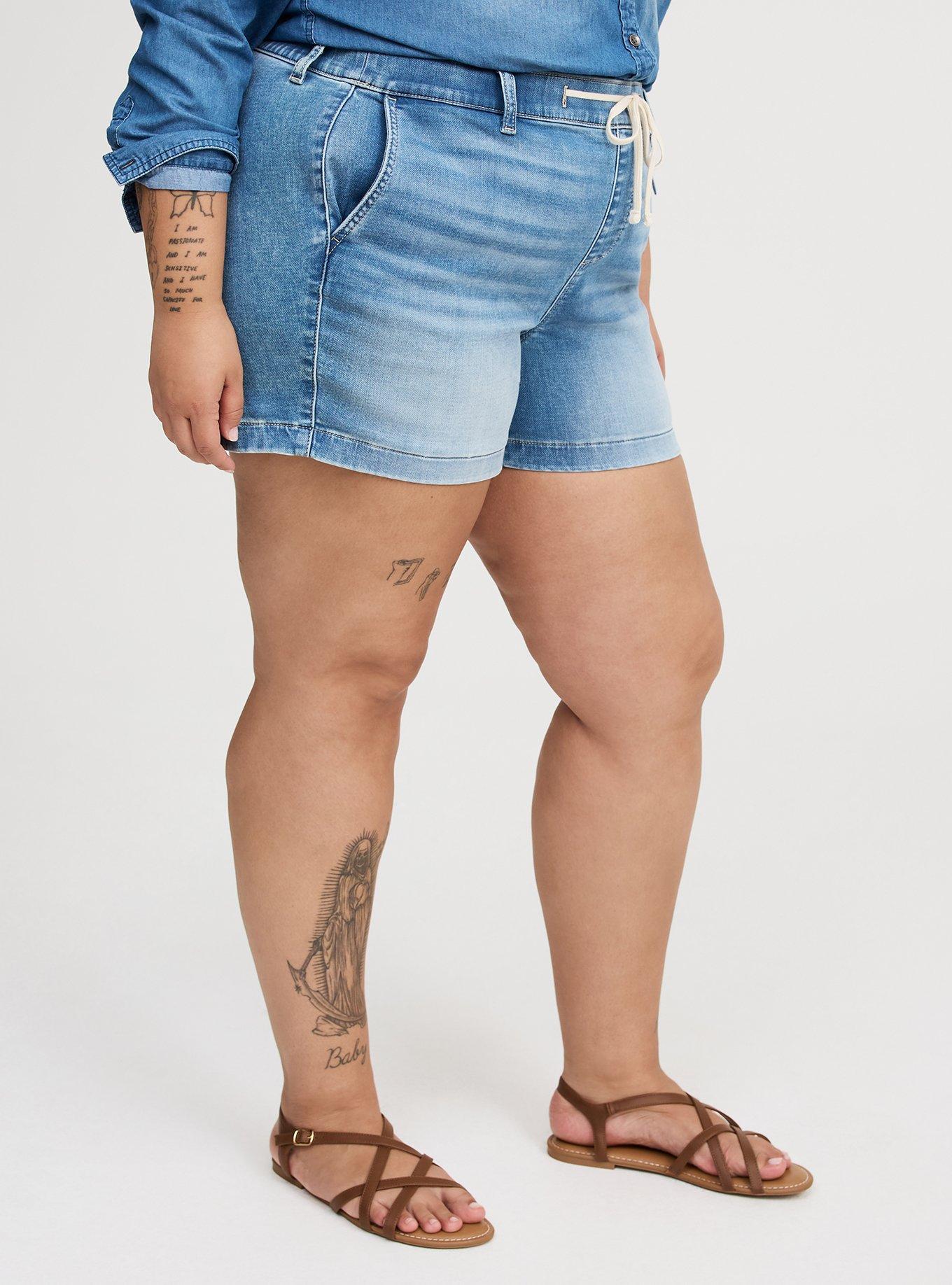 Weekend Mid-Rise Knit Denim Short