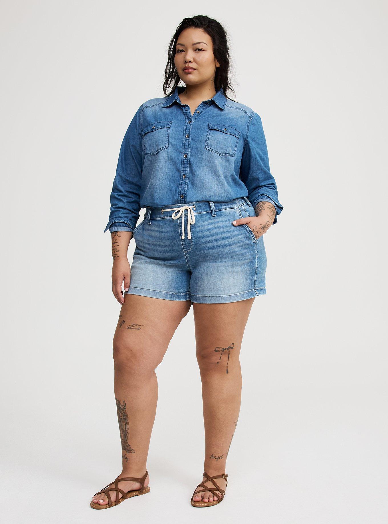 Weekend Mid-Rise Knit Denim Short