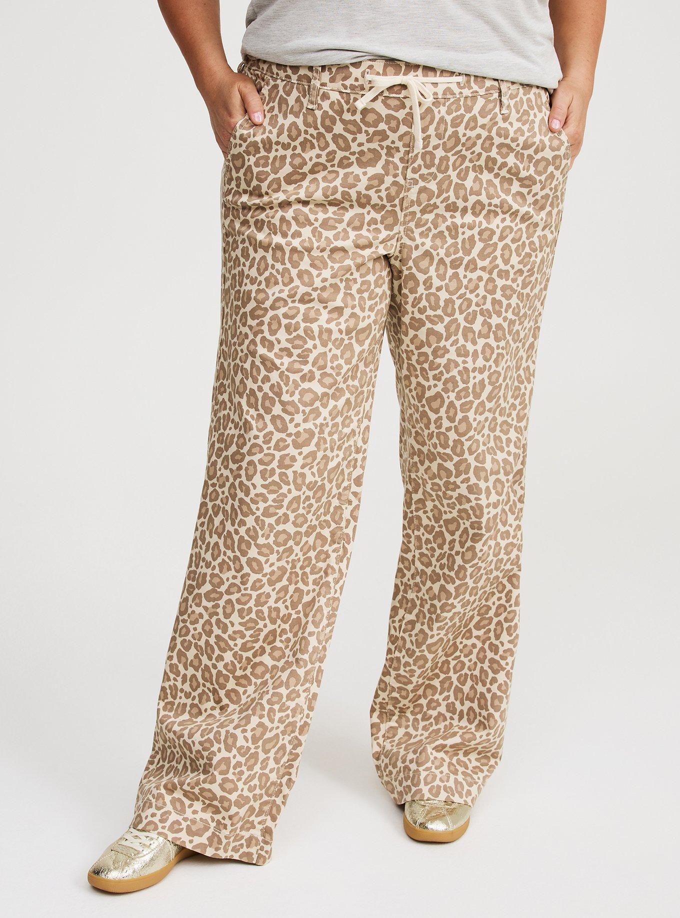 Weekend Mid-Rise Wide Leg Pant
