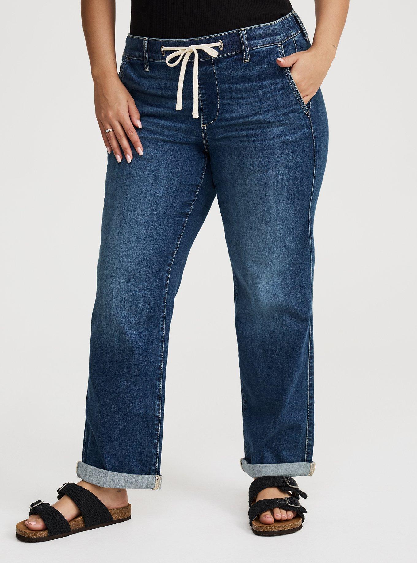 Weekend Mid-Rise Boyfriend Straight Jean