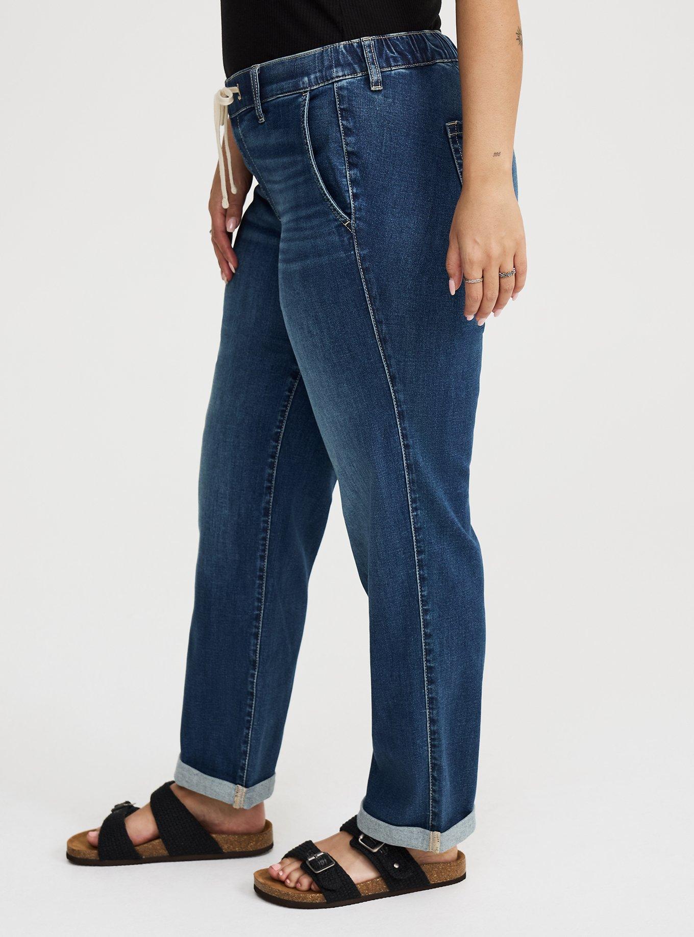 Weekend Mid-Rise Boyfriend Straight Jean